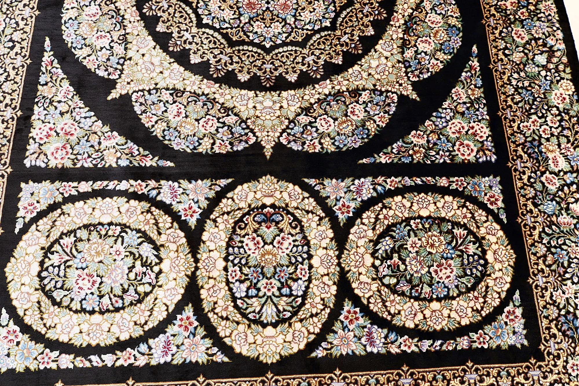Ghom Perserteppich aus Iran, 150 × 98 cm