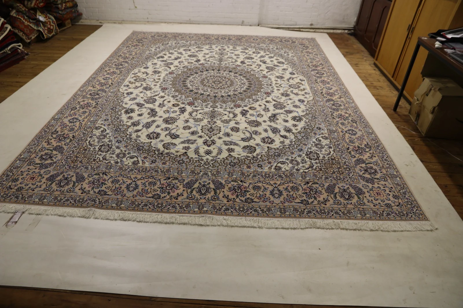 Orientteppich aus dem Orient, 410 × 312 cm