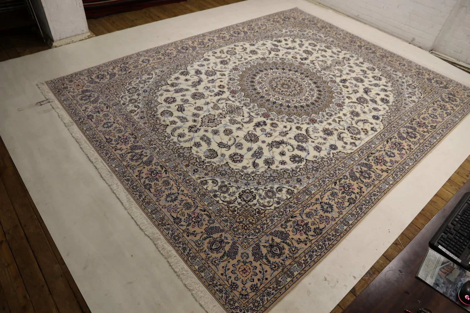 Orientteppich aus dem Orient, 410 × 312 cm