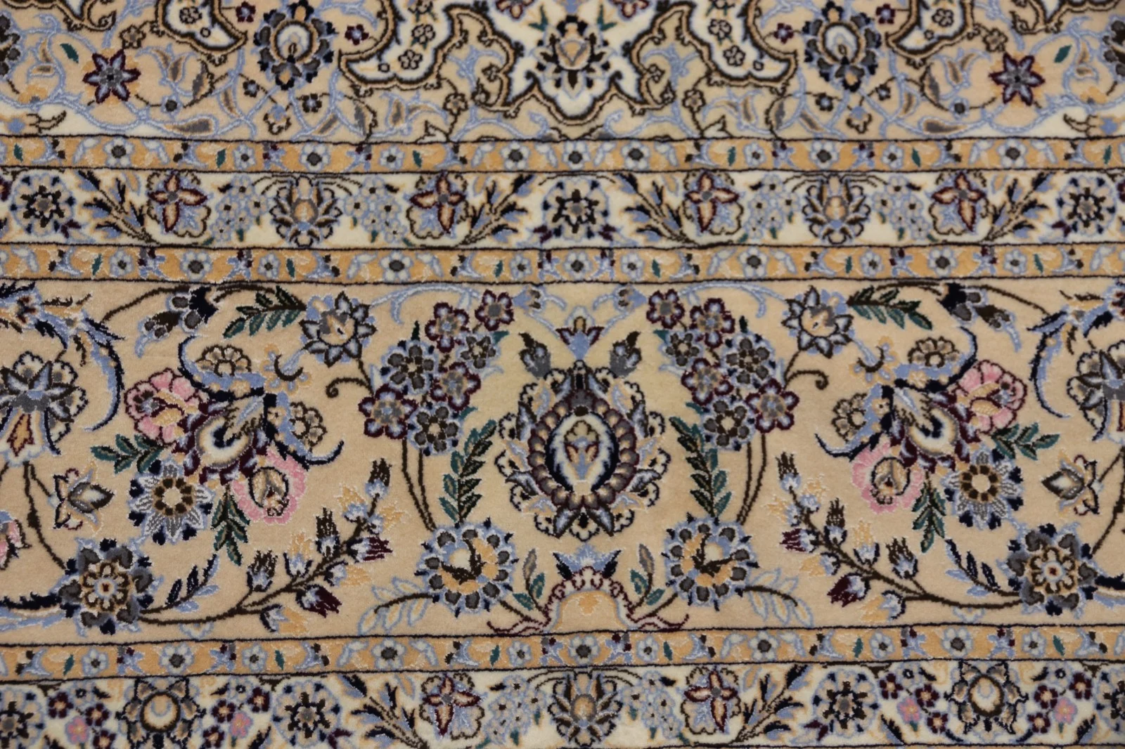 Orientteppich aus dem Orient, 410 × 312 cm