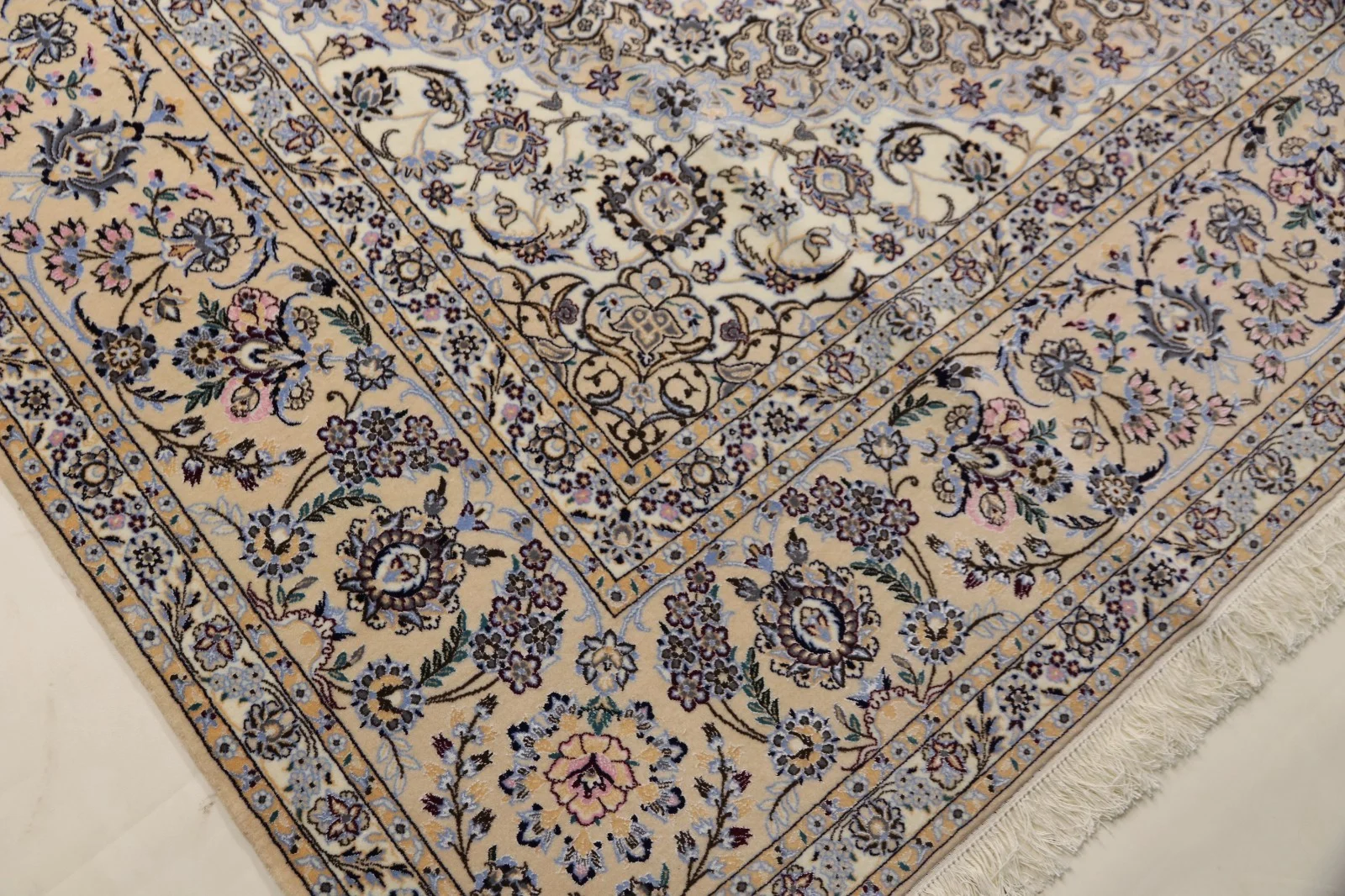 Orientteppich aus dem Orient, 410 × 312 cm