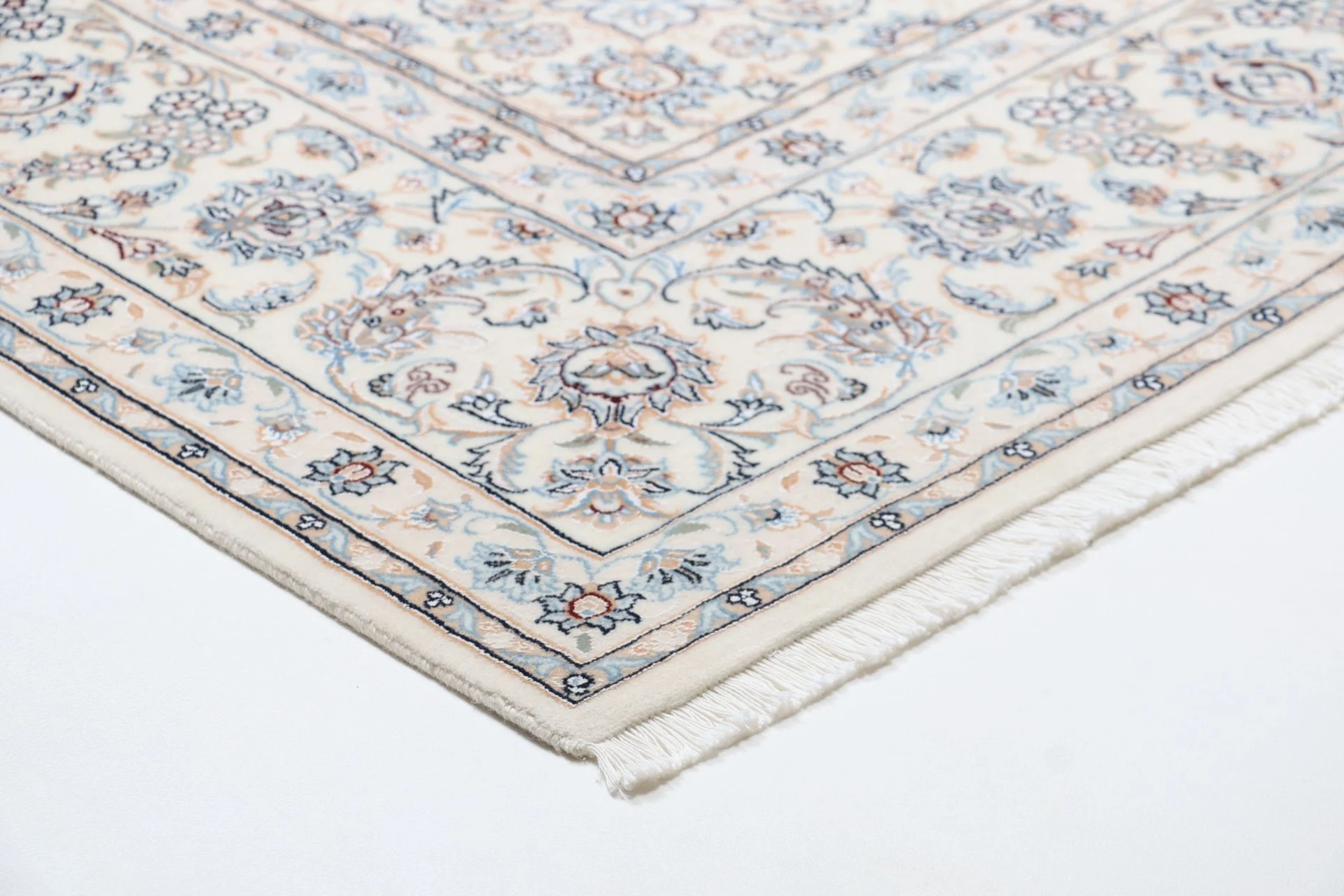 Nain Perserteppich aus Iran, 247 × 350 cm