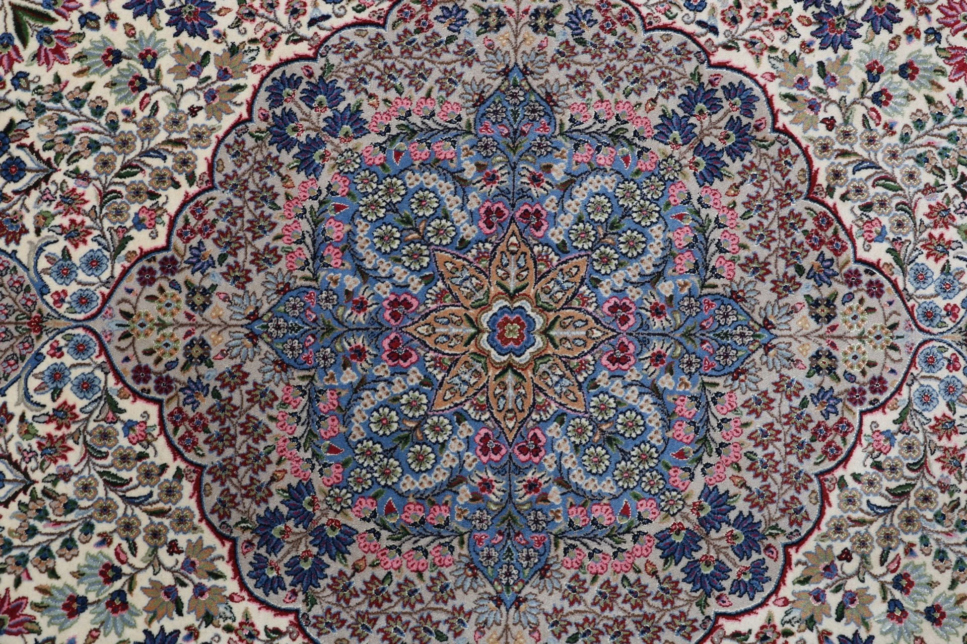 Kerman Perserteppich 248 × 300 cm aus Wolle, handgeknüpft