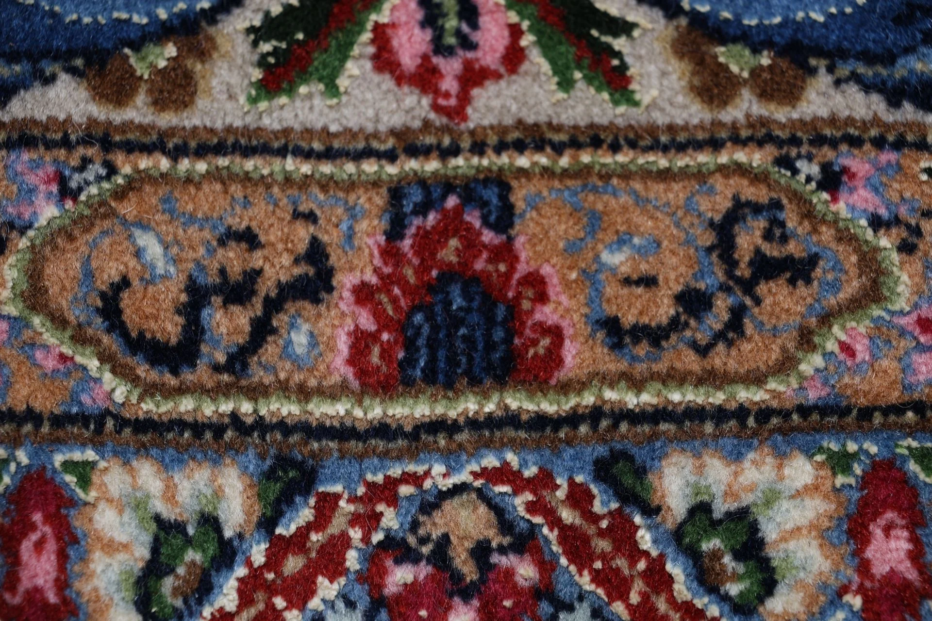 Kerman Perserteppich 248 × 300 cm aus Wolle, handgeknüpft