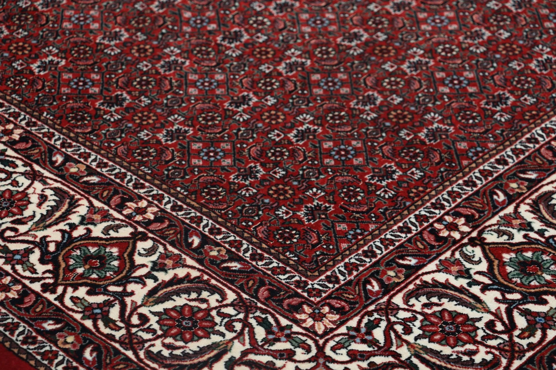 Handgeknüpfter Bijar Perserteppich 205 × 308 cm