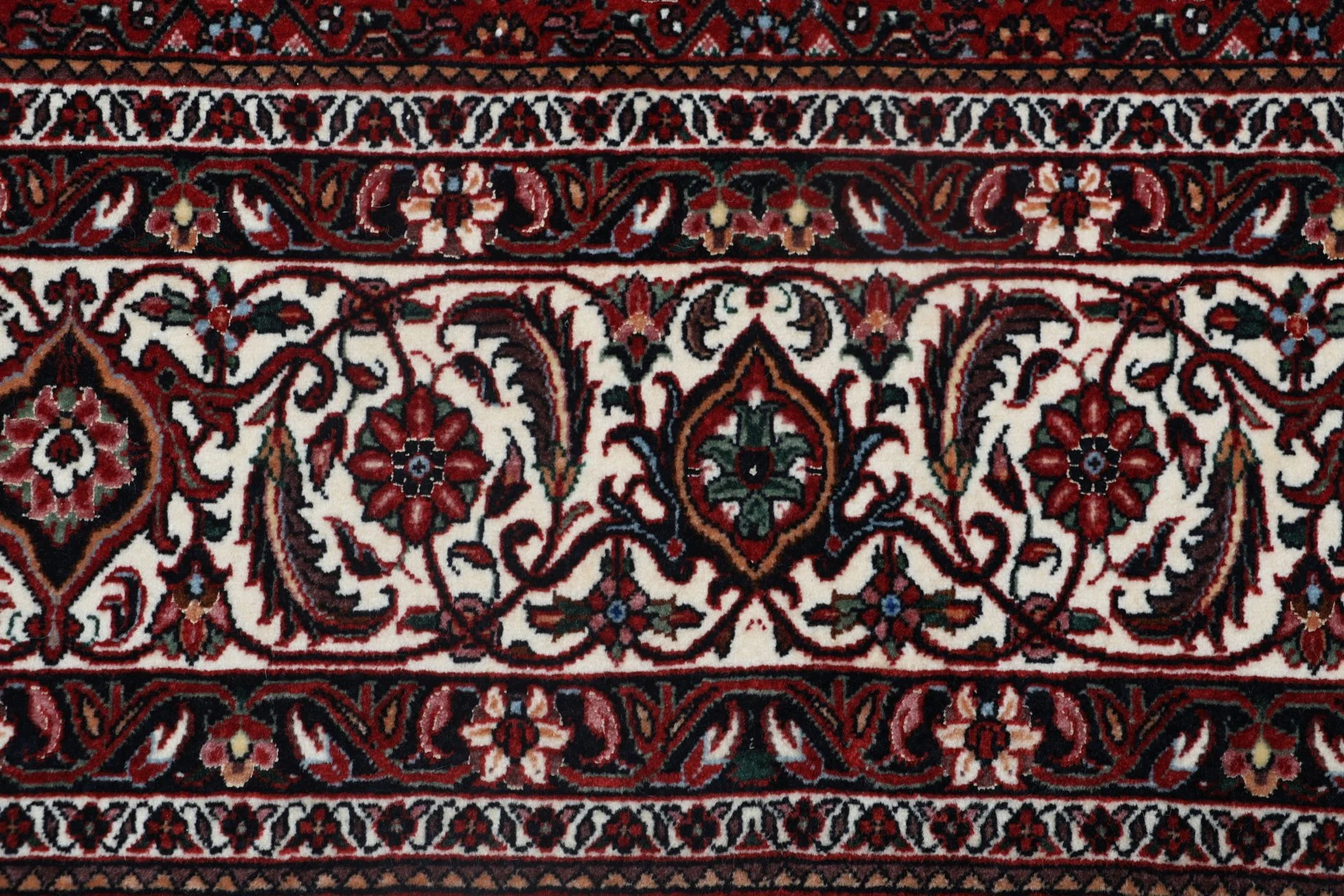 Handgeknüpfter Bijar Perserteppich 205 × 308 cm