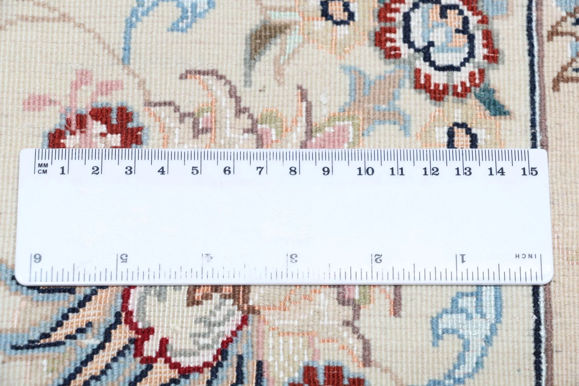 Handgeknüpfter Täbriz Perserteppich, 250 × 345 cm, Wolle & Seide