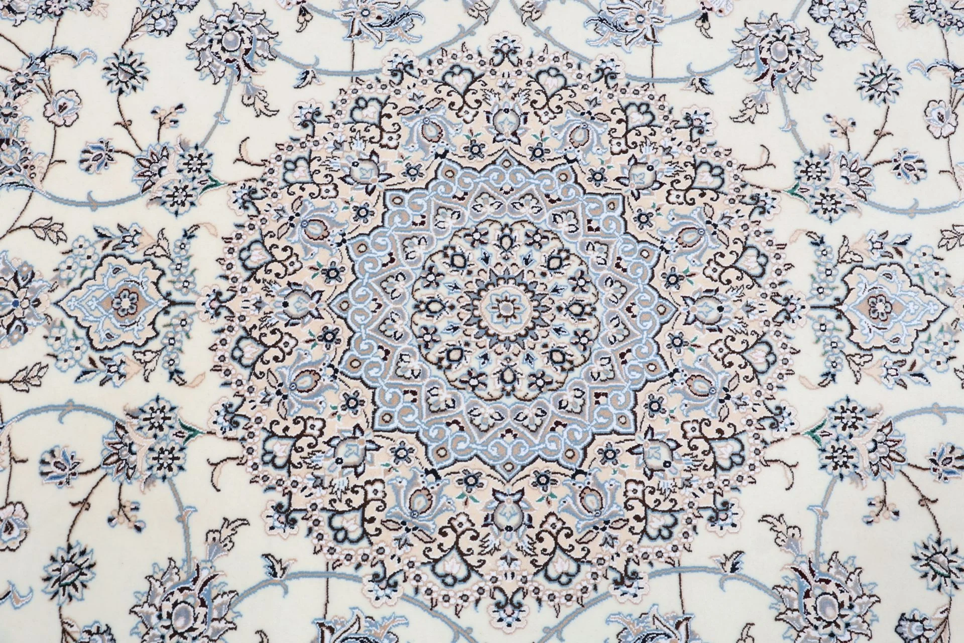 Handgeknüpfter Nain Perserteppich, 248 × 357 cm, Wolle & Seide