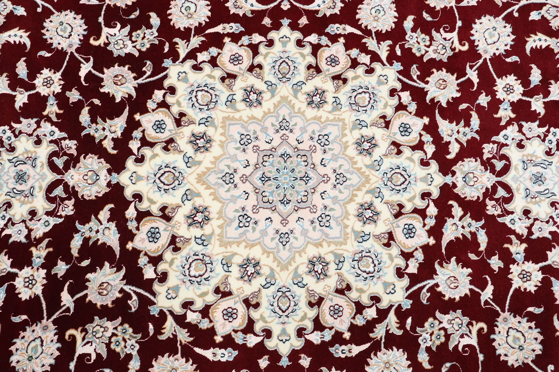 Nain Perserteppich aus Iran, 204 × 306 cm