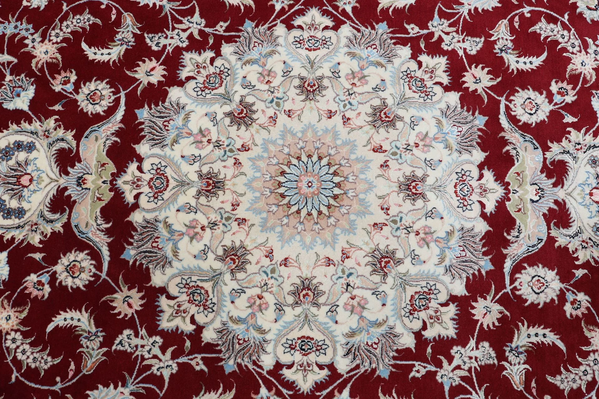 Täbriz Perserteppich 248 × 343 cm aus Wolle & Seide, handgeknüpft