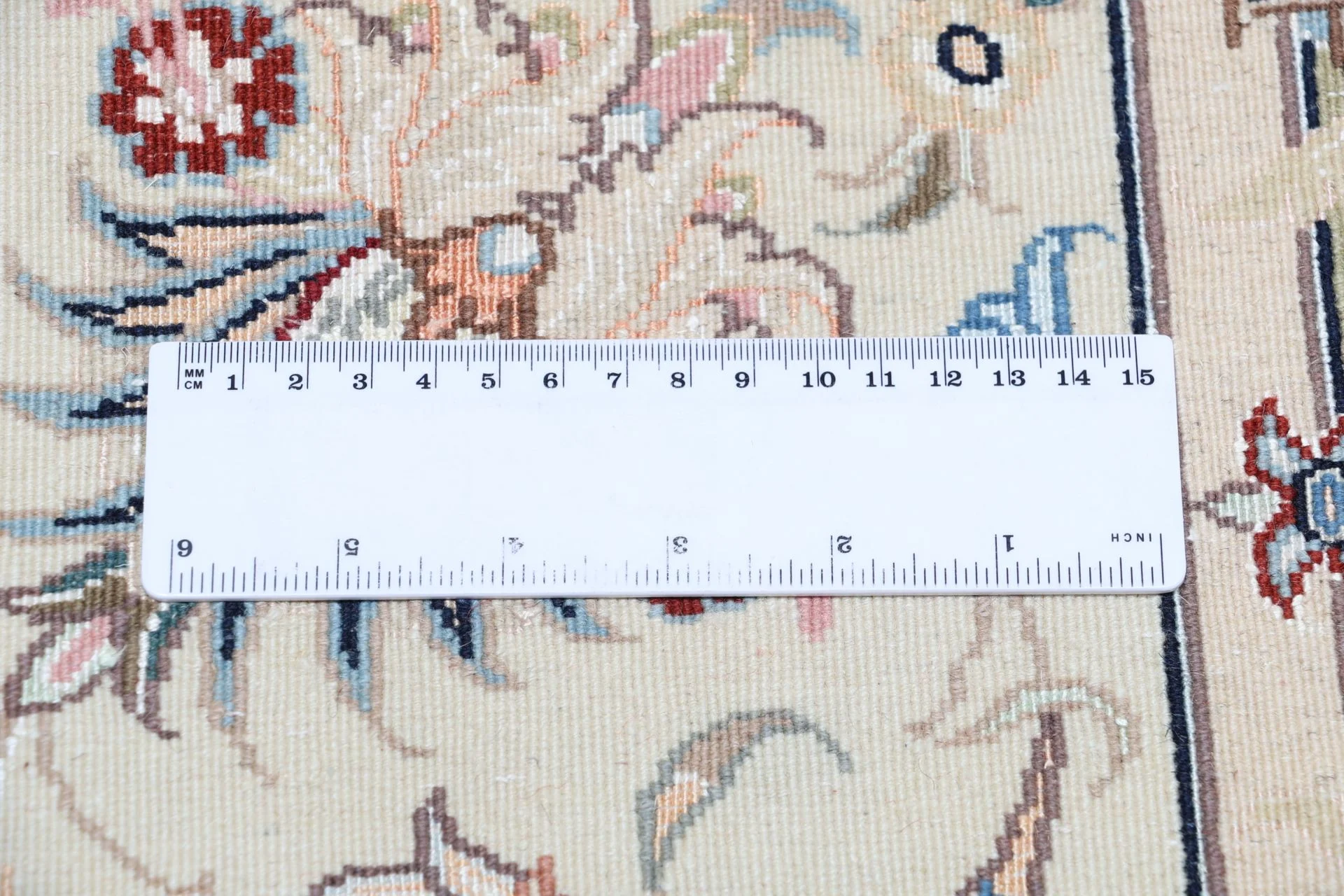 Täbriz Perserteppich 248 × 343 cm aus Wolle & Seide, handgeknüpft