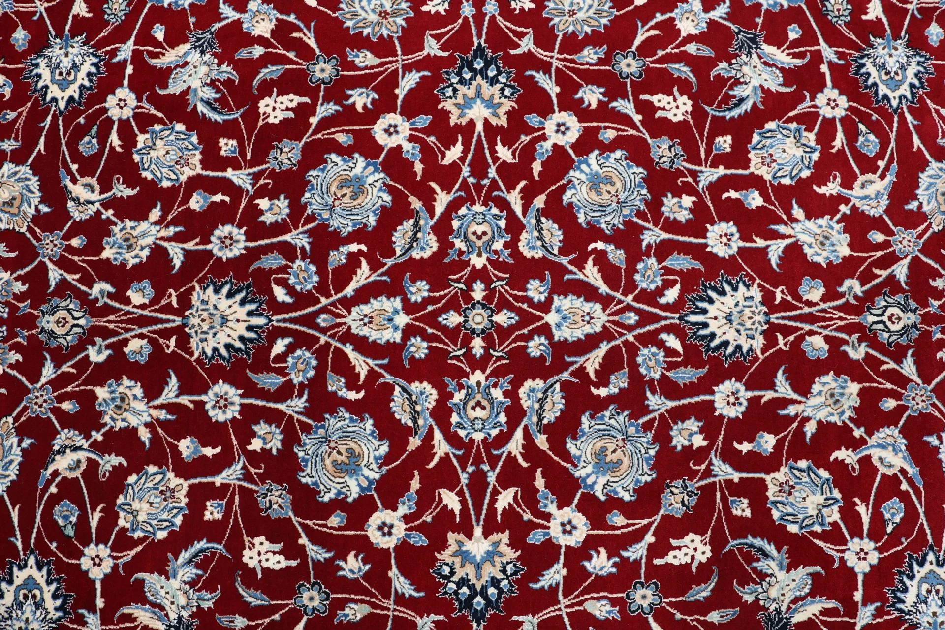 Handgeknüpfter Nain Perserteppich 245 × 344 cm