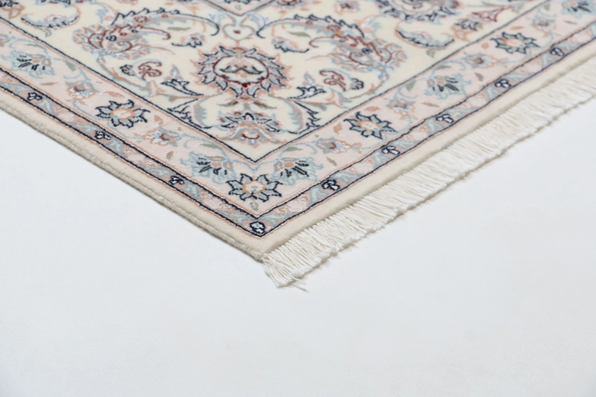 Nain Perserteppich 246 × 344 cm aus Wolle & Seide, handgeknüpft