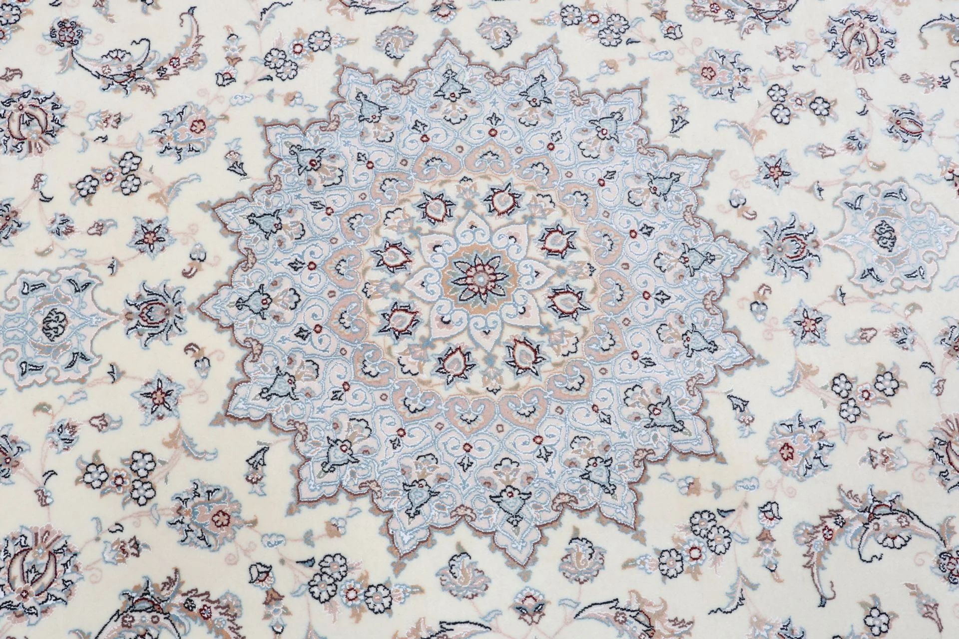 Nain Perserteppich 246 × 344 cm aus Wolle & Seide, handgeknüpft