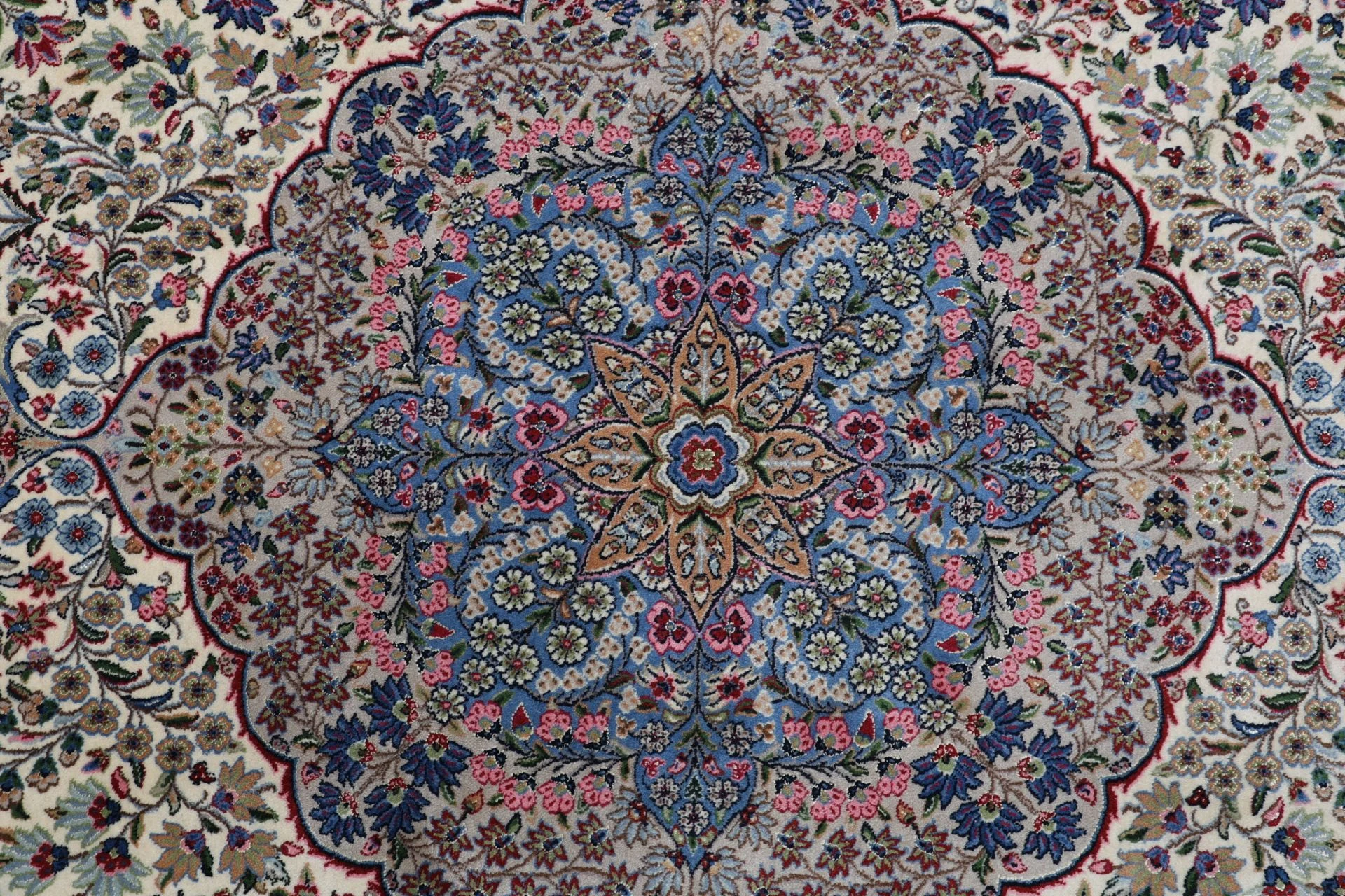 Kerman Perserteppich 250 × 300 cm aus Wolle & Seide, handgeknüpft