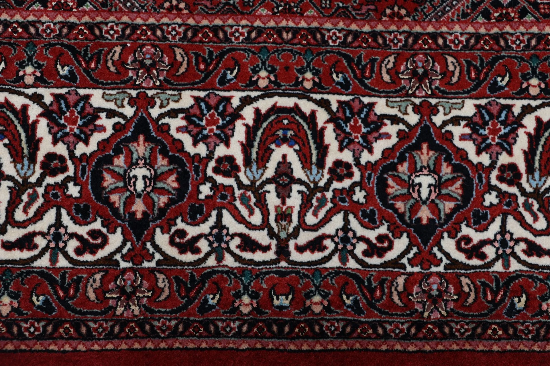 Bijar Perserteppich aus Iran, 255 × 297 cm