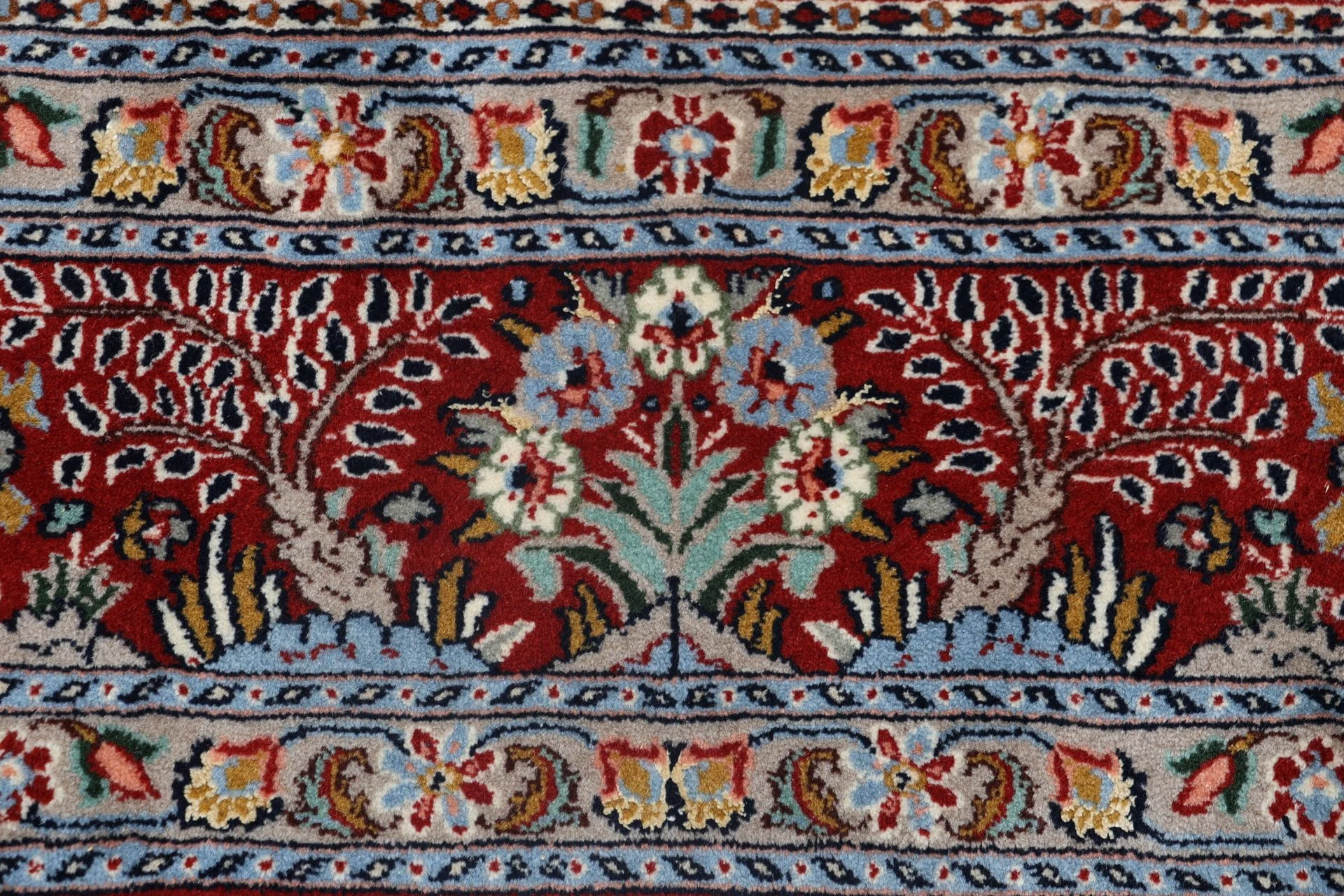 Moud Perserteppich 207 × 300 cm aus Wolle & Seide, handgeknüpft