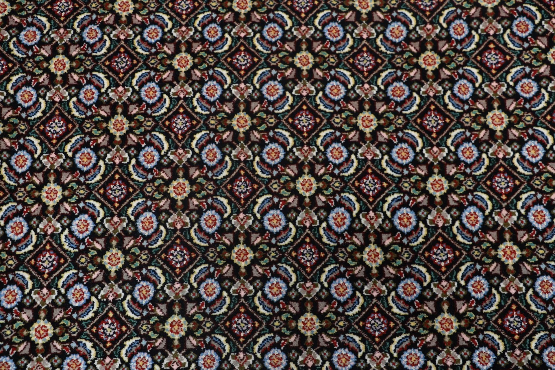 Moud Perserteppich 210 × 297 cm aus Wolle & Seide, handgeknüpft