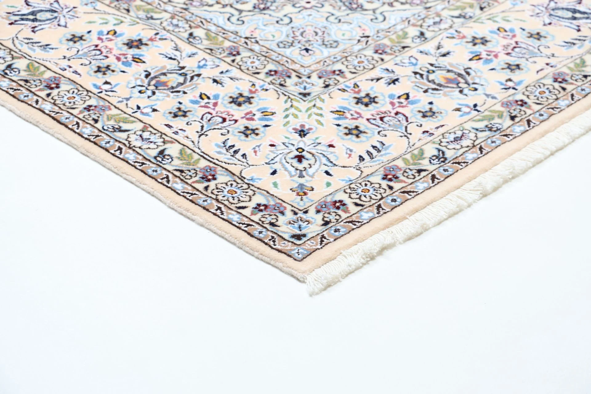 Nain Perserteppich aus Iran, 203 × 313 cm