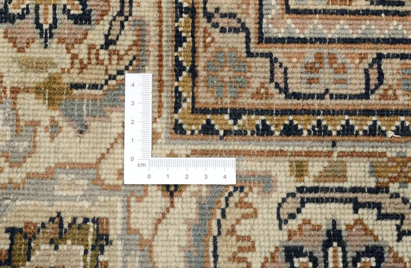 Handgeknüpfter Täbriz Orientteppich 251 × 350 cm