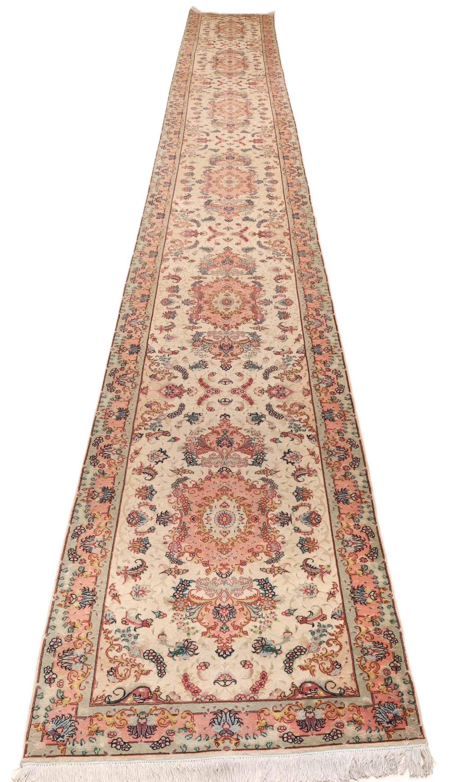 perserteppich-tabriz-680-x-85-cm-wolle-seide-handgeknupft-laufer-56-scaled Täbriz Perserteppich 680 × 85 cm aus Wolle & Seide, handgeknüpft