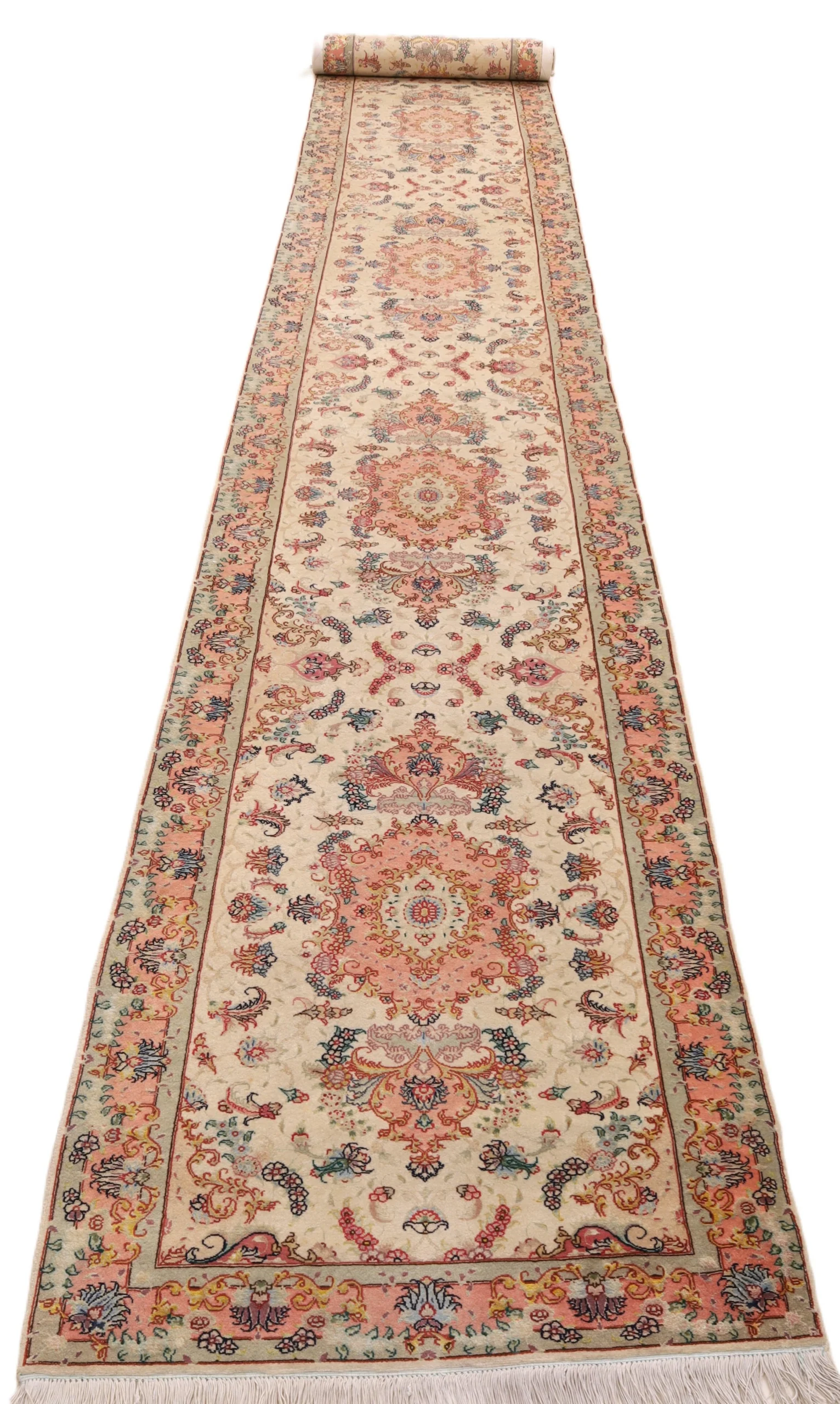 perserteppich-tabriz-680-x-85-cm-wolle-seide-handgeknupft-laufer-65-scaled Täbriz Perserteppich 680 × 85 cm aus Wolle & Seide, handgeknüpft