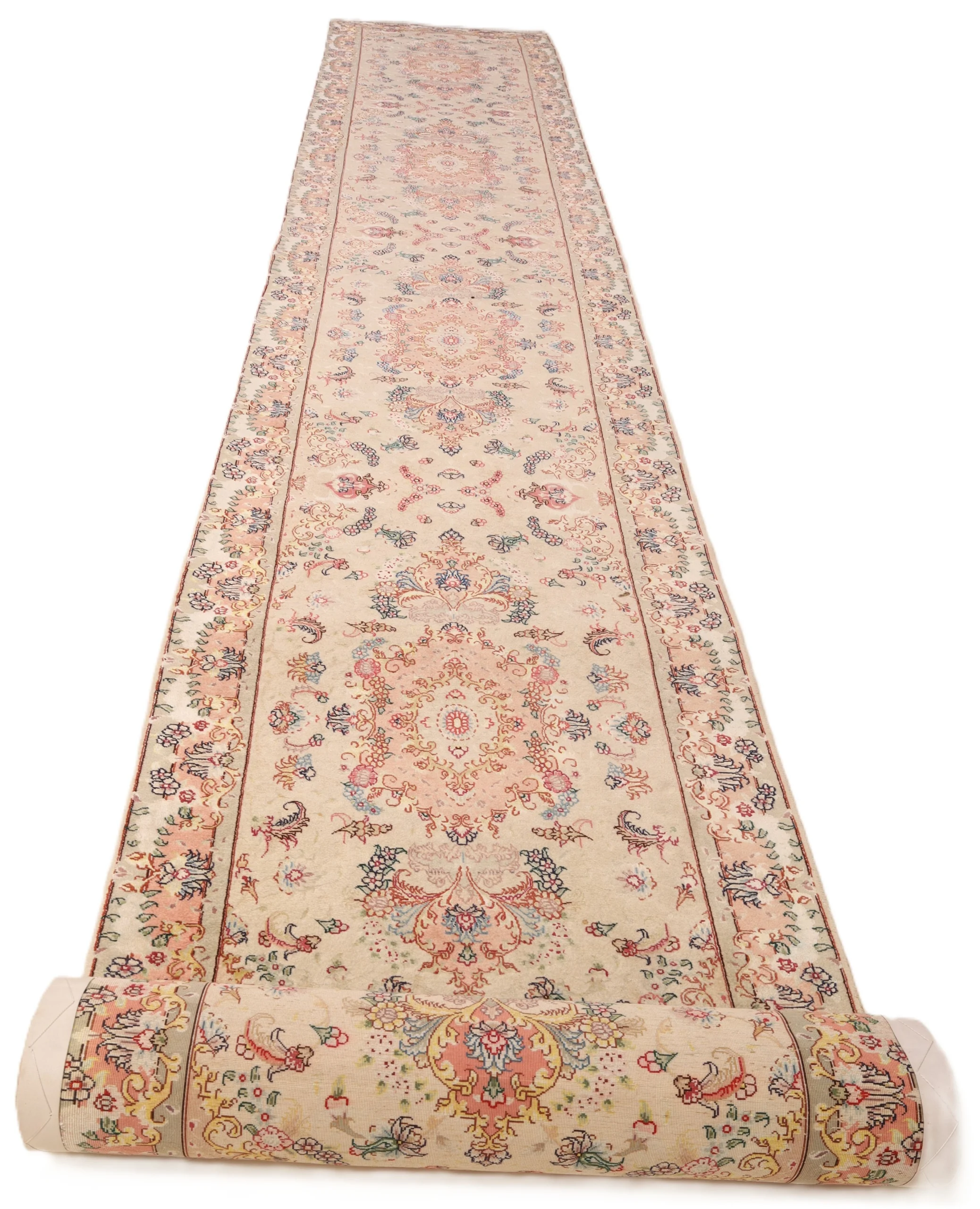 perserteppich-tabriz-680-x-85-cm-wolle-seide-handgeknupft-laufer-74-scaled Täbriz Perserteppich 680 × 85 cm aus Wolle & Seide, handgeknüpft