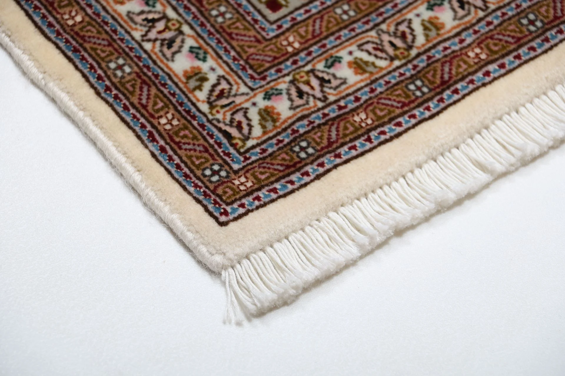 Täbriz Perserteppich 200 × 260 cm aus Wolle & Seide, handgeknüpft