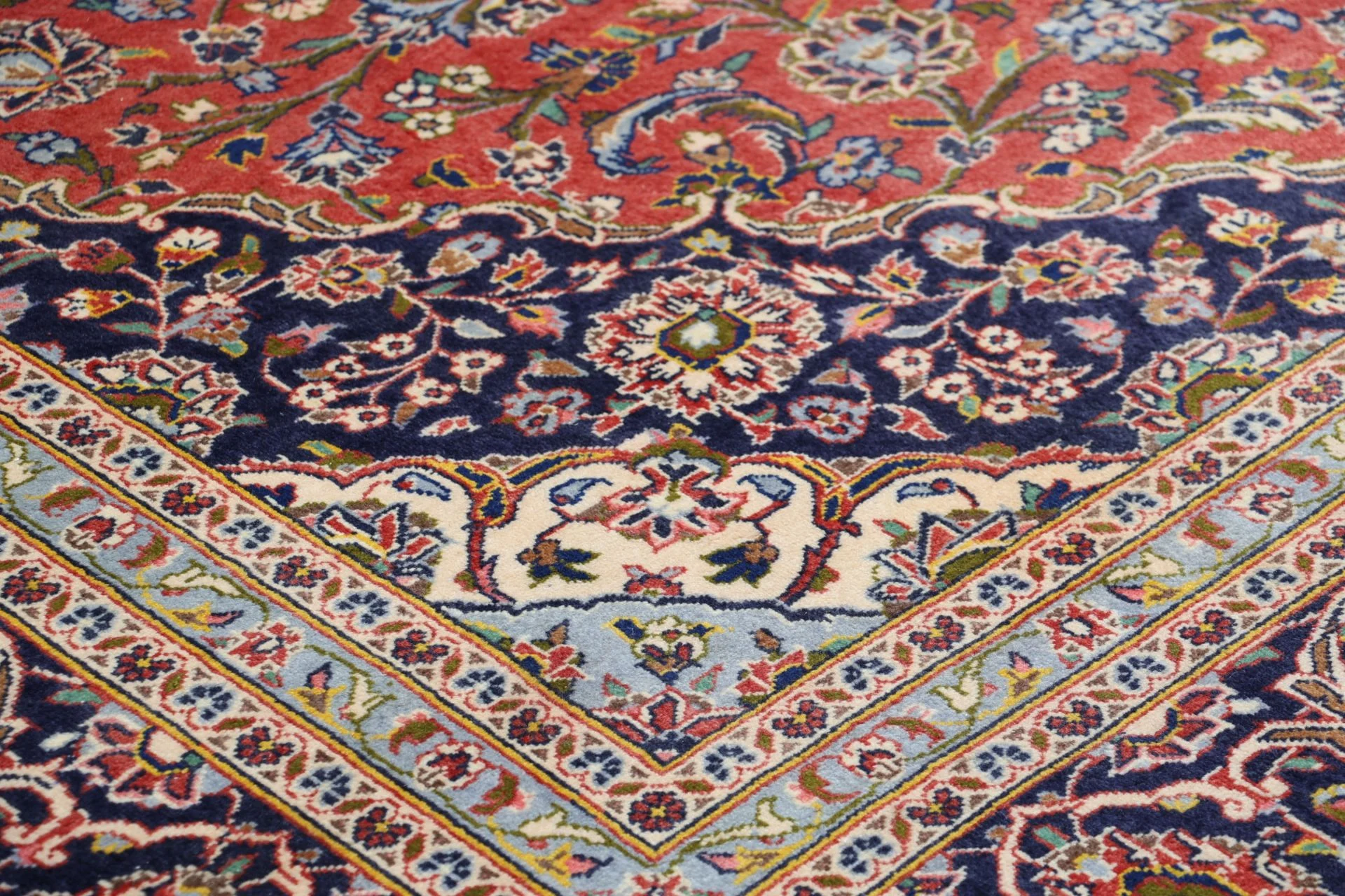 Handgeknüpfter Kashan Perserteppich, 255 × 360 cm, Wolle