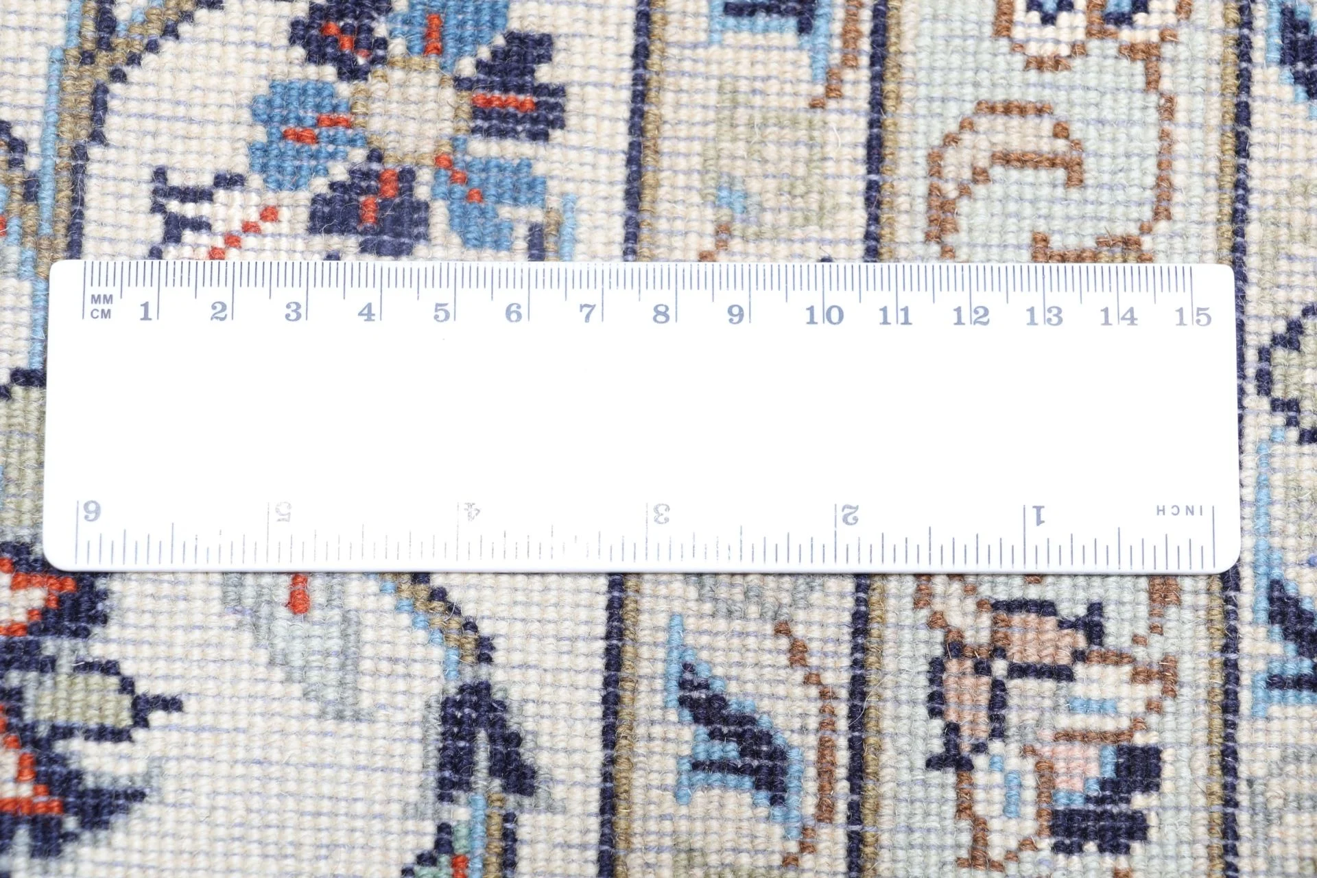 perserteppich-kashan-244-x-354-cm-schurwolle-seide-handgeknupft-30 Kashan Perserteppich aus Iran, 244 × 354 cm