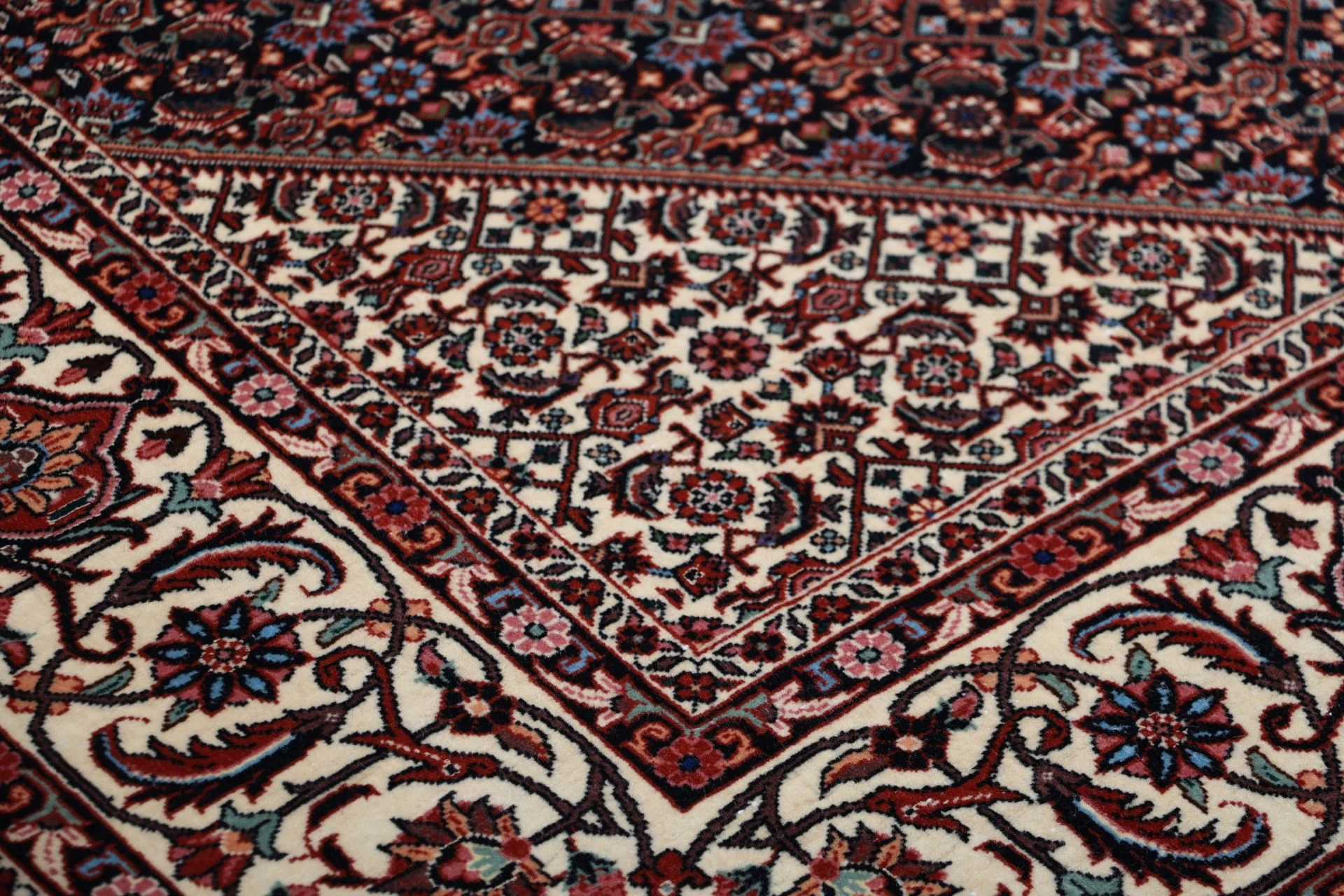 Bijar Perserteppich 205 × 215 cm aus Wolle & Seide, handgeknüpft