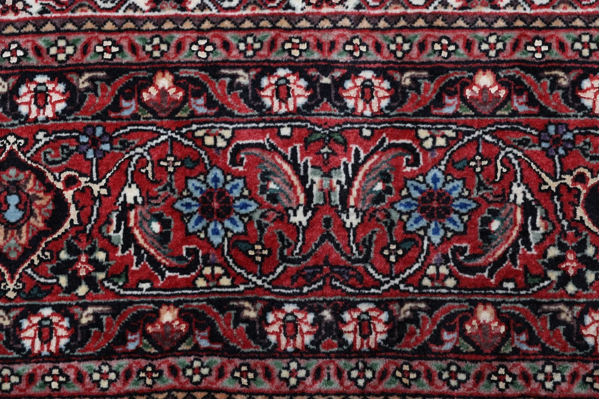 Handgeknüpfter Bijar Perserteppich 178 × 240 cm