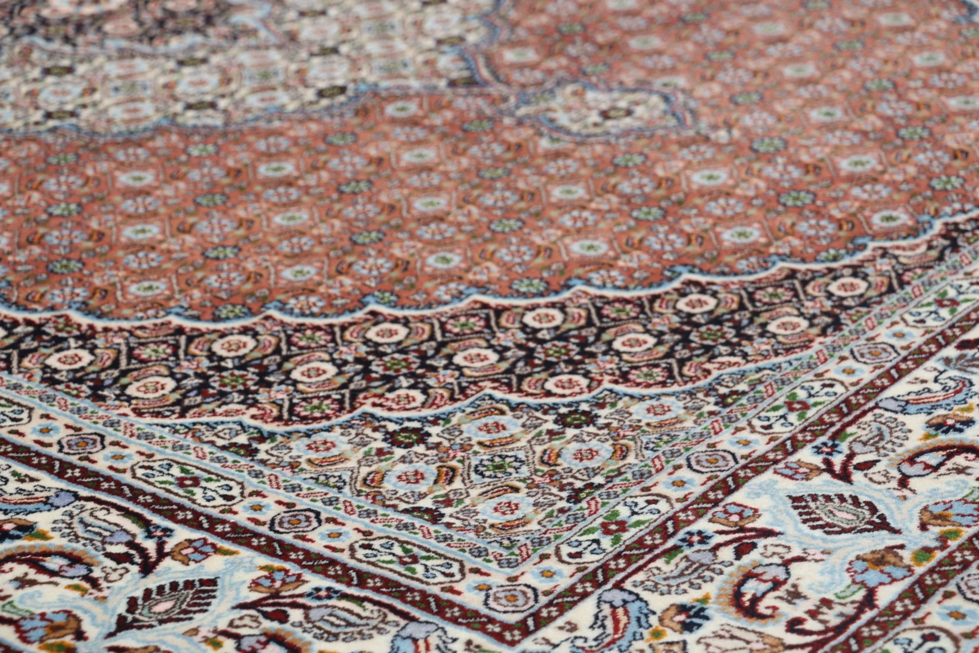 Moud Perserteppich aus Iran, 178 × 235 cm