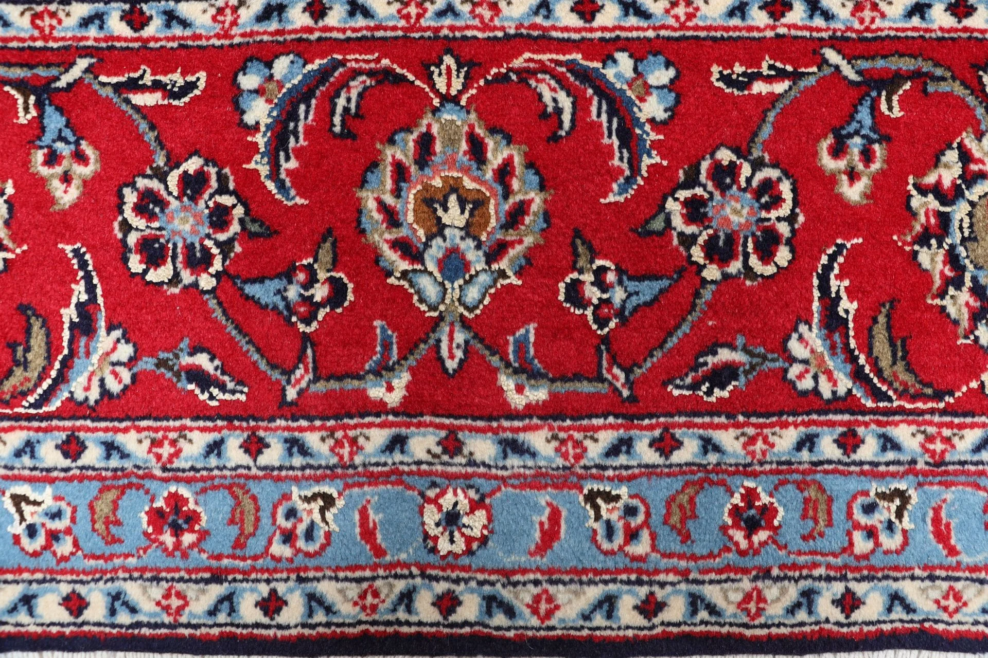 Kashan Perserteppich aus Iran, 197 × 299 cm