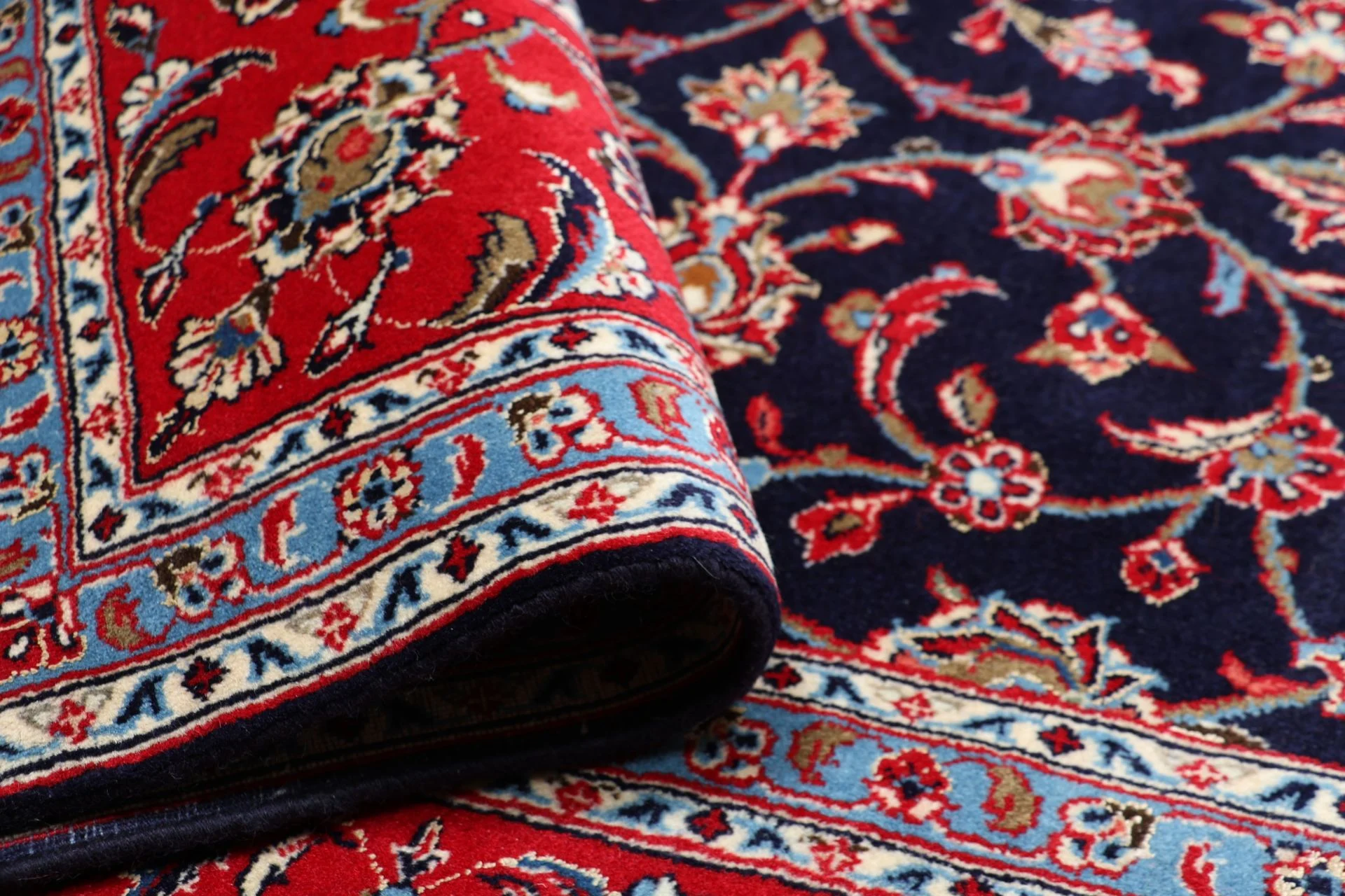Kashan Perserteppich aus Iran, 197 × 299 cm