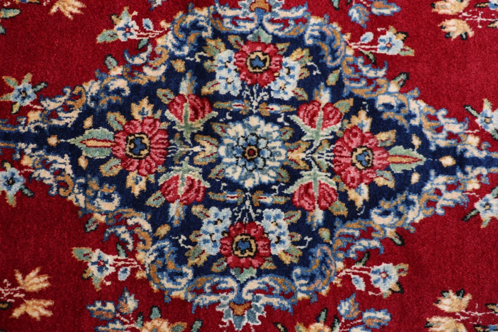 Kerman Perserteppich 148 × 227 cm aus Wolle, handgeknüpft
