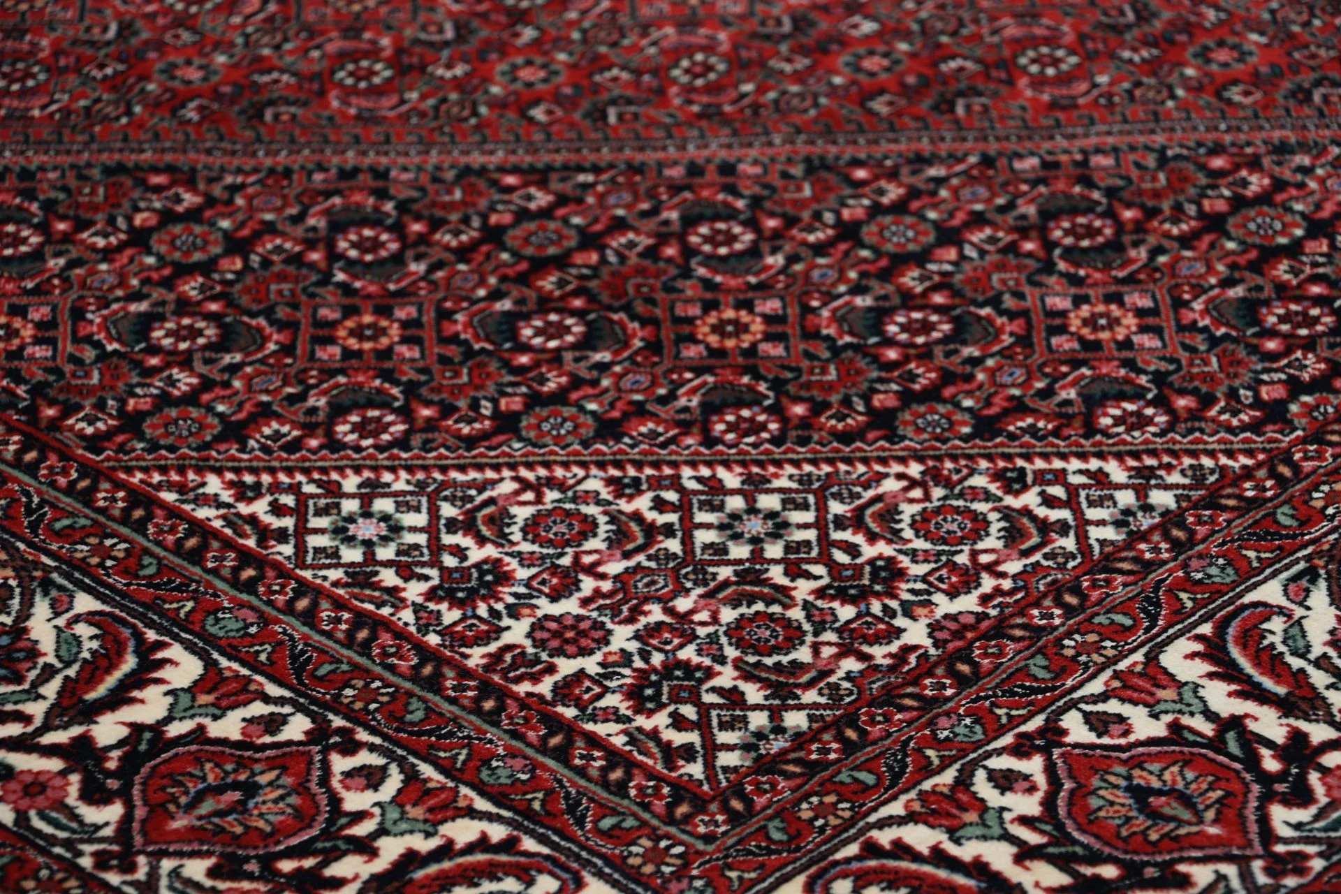 Bijar Perserteppich 170 × 245 cm aus Wolle & Seide, handgeknüpft
