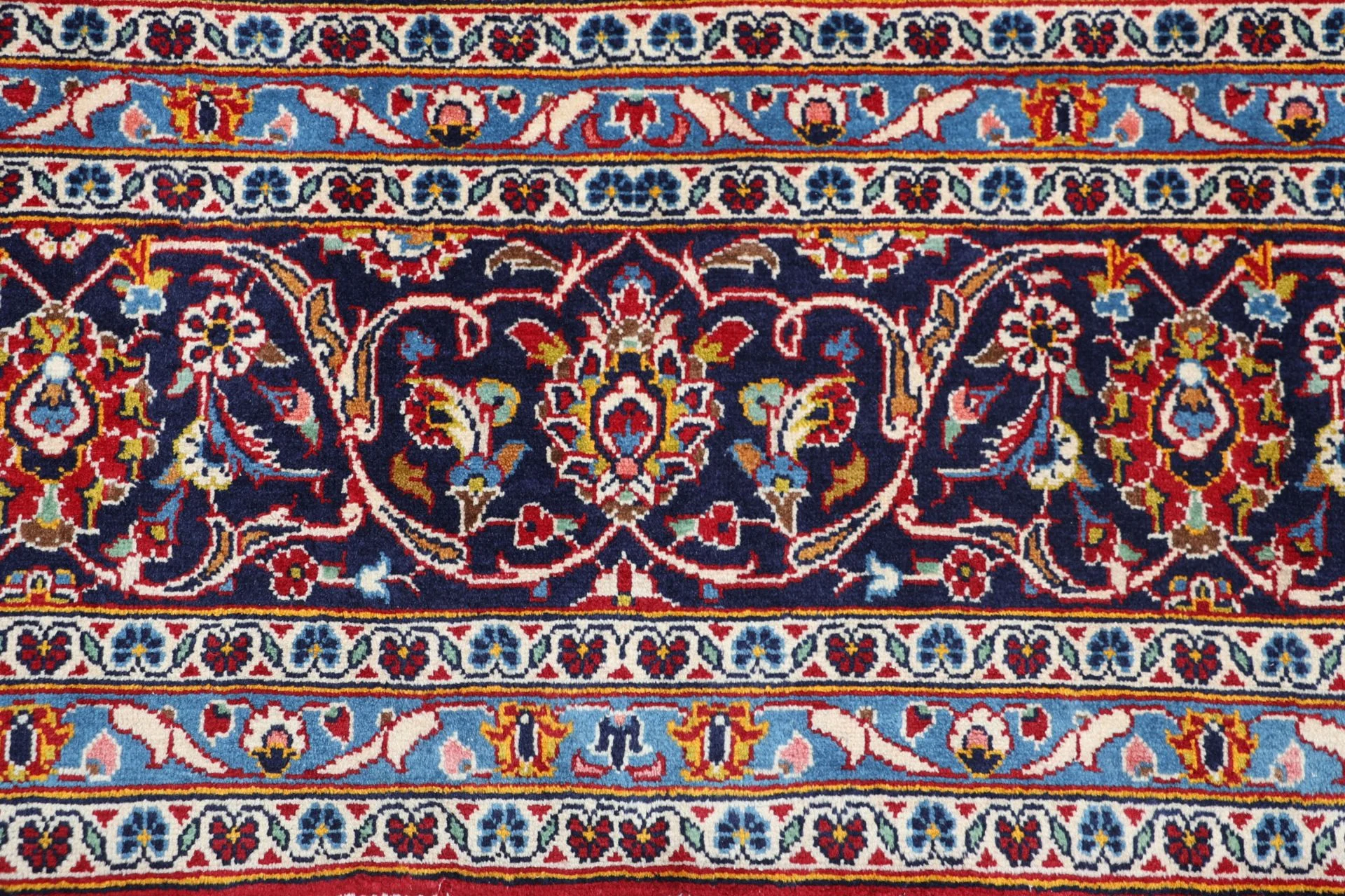 perserteppich-kashan-243-x-370-cm-schurwolle-handgeknupft-17 Kashan Perserteppich aus Iran, 243 × 370 cm