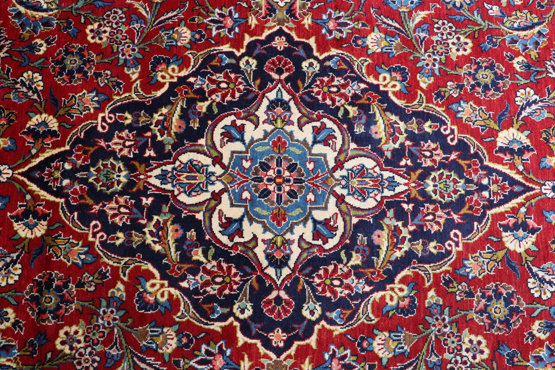 perserteppich-kashan-243-x-370-cm-schurwolle-handgeknupft-18 Kashan Perserteppich aus Iran, 243 × 370 cm