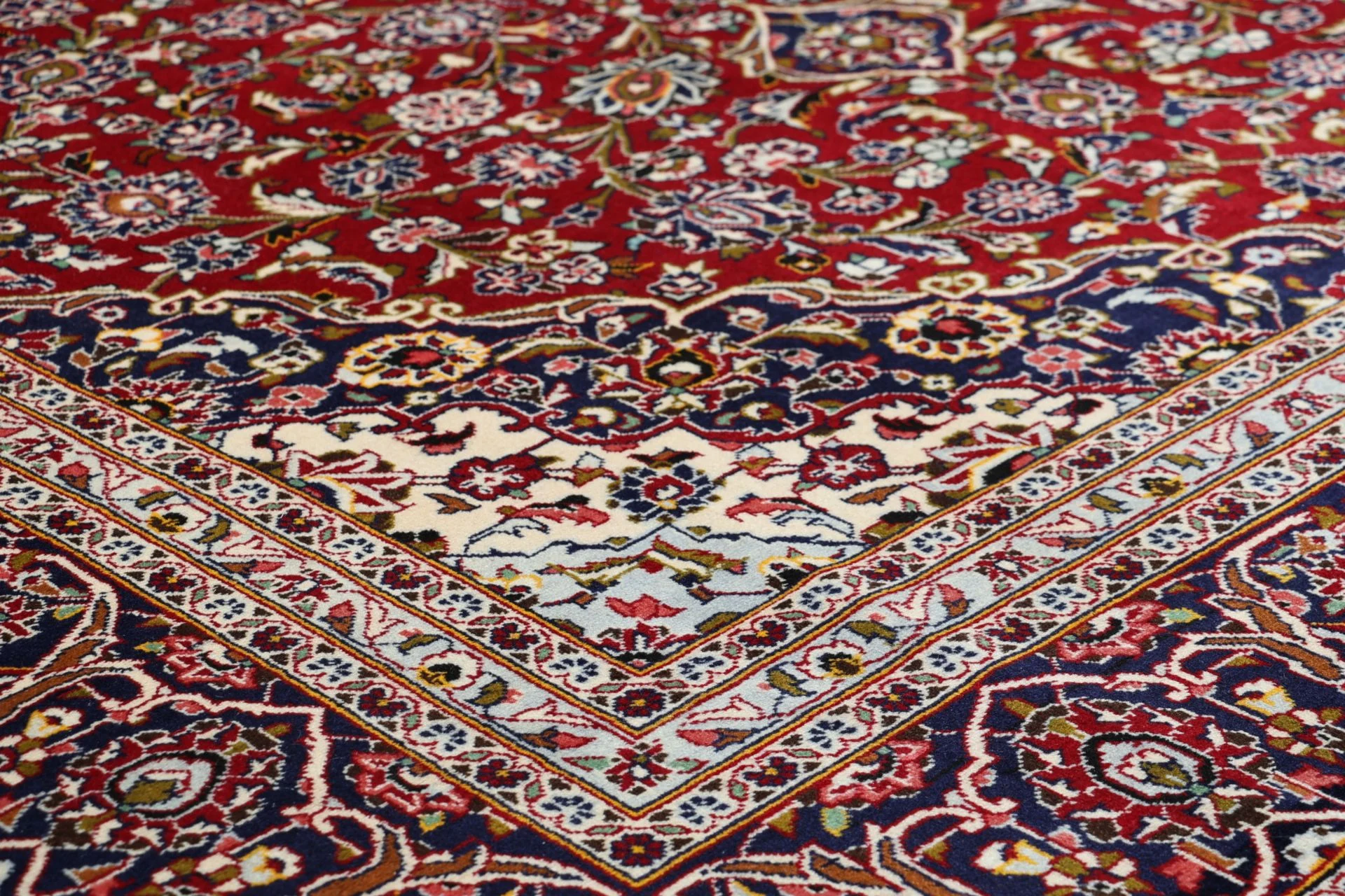 Handgeknüpfter Kashan Perserteppich, 245 × 357 cm, Wolle