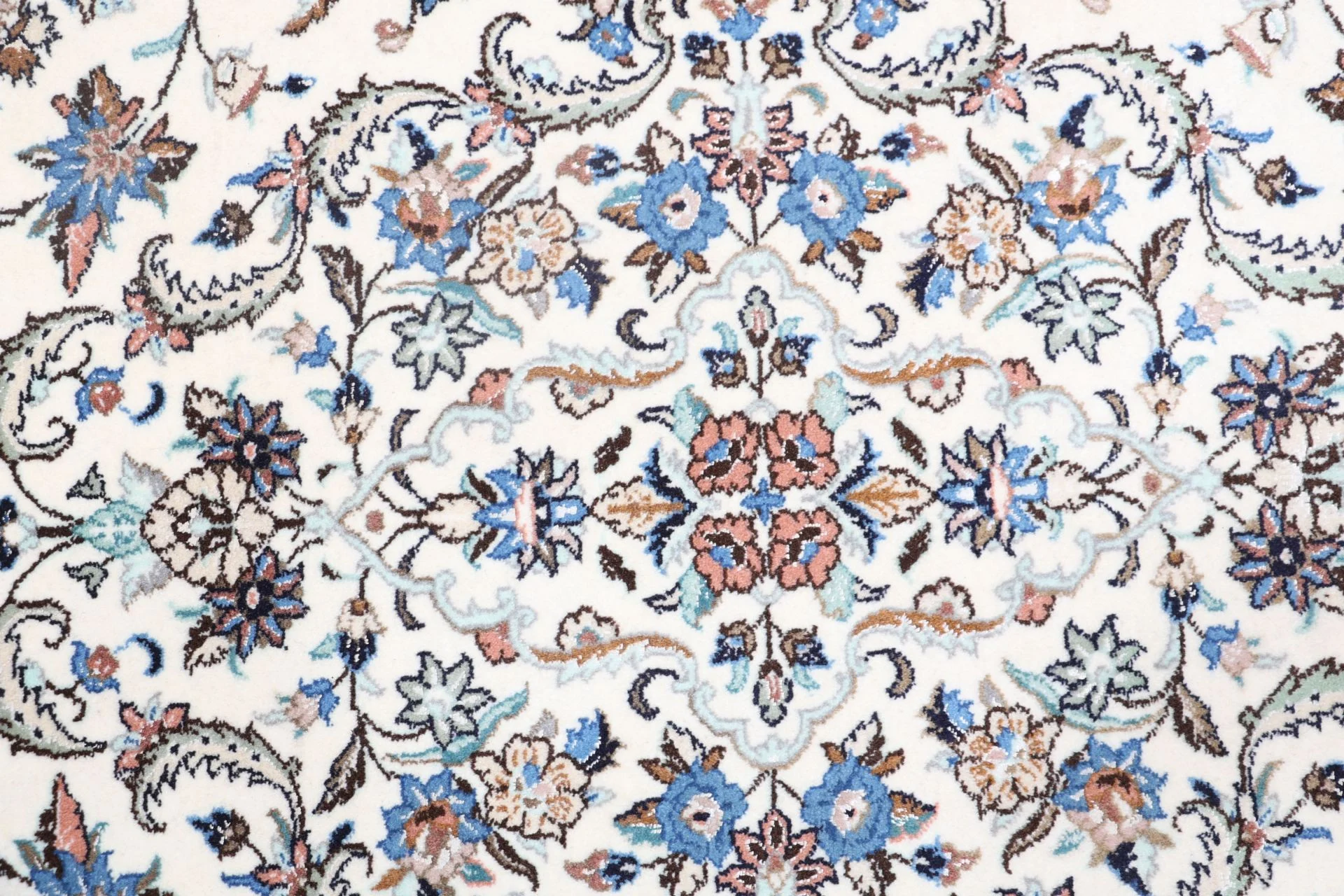 Kashan Perserteppich aus Iran, 253 × 345 cm