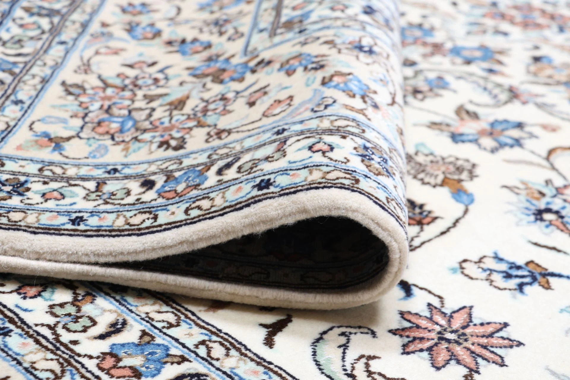 Kashan Perserteppich aus Iran, 253 × 345 cm