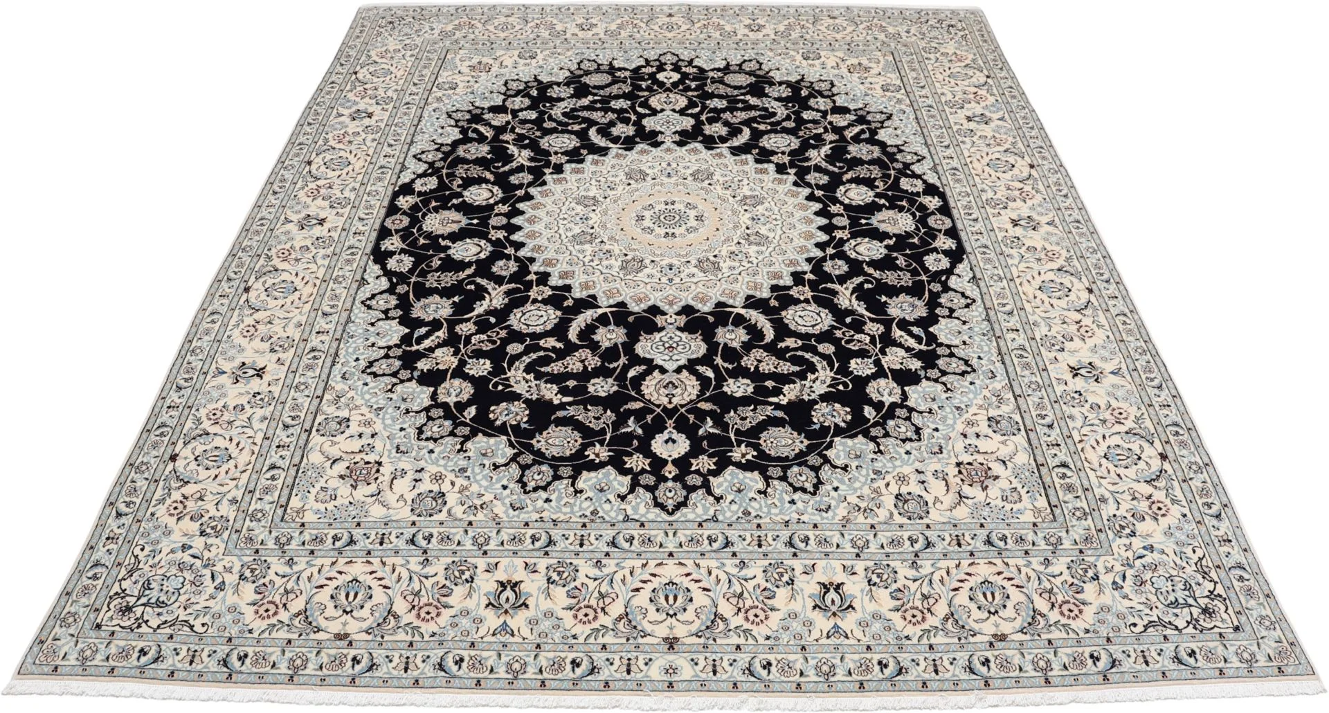 Handgeknüpfter Nain Perserteppich 205 × 260 cm