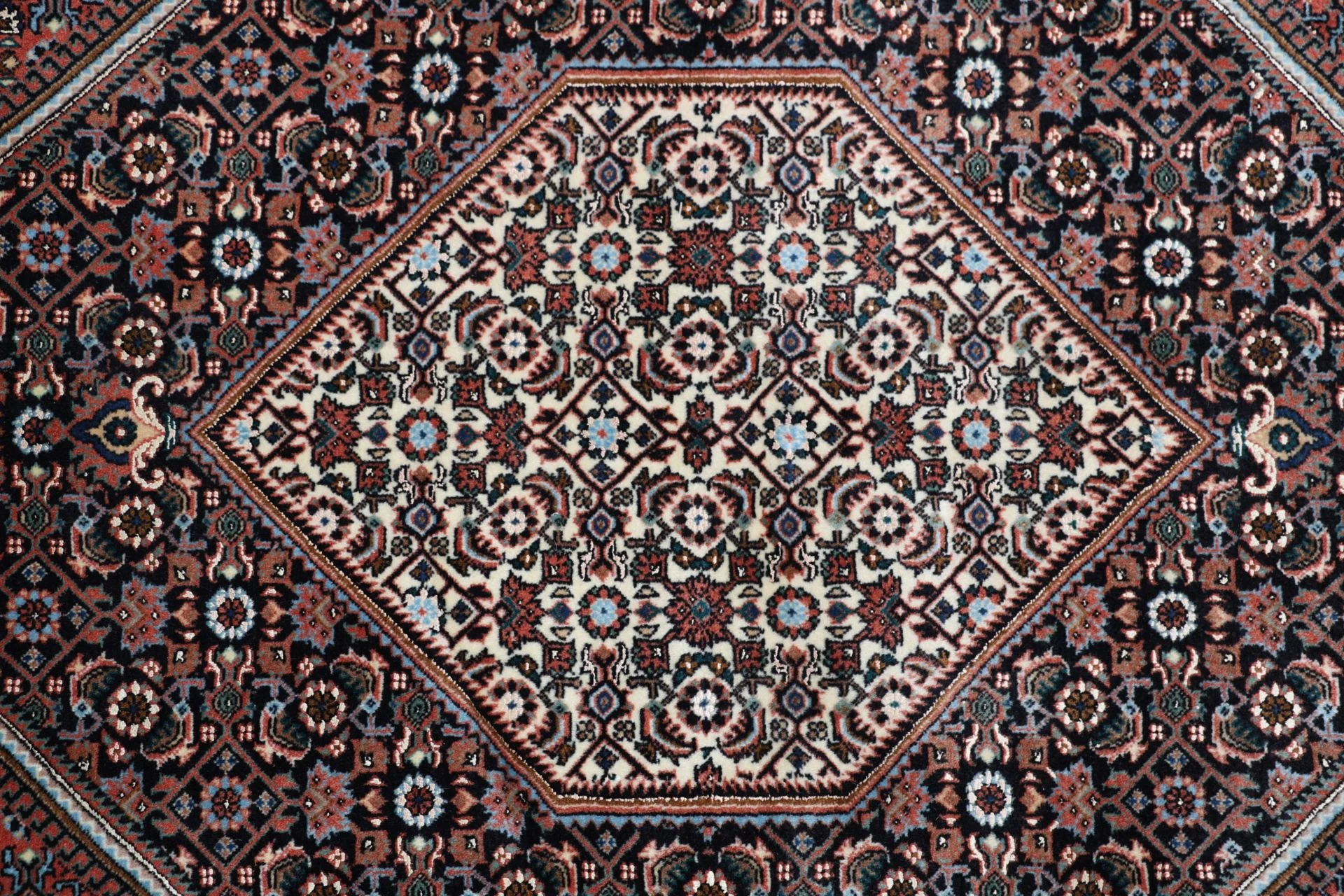 Bijar Perserteppich 170 × 240 cm aus Wolle & Seide, handgeknüpft