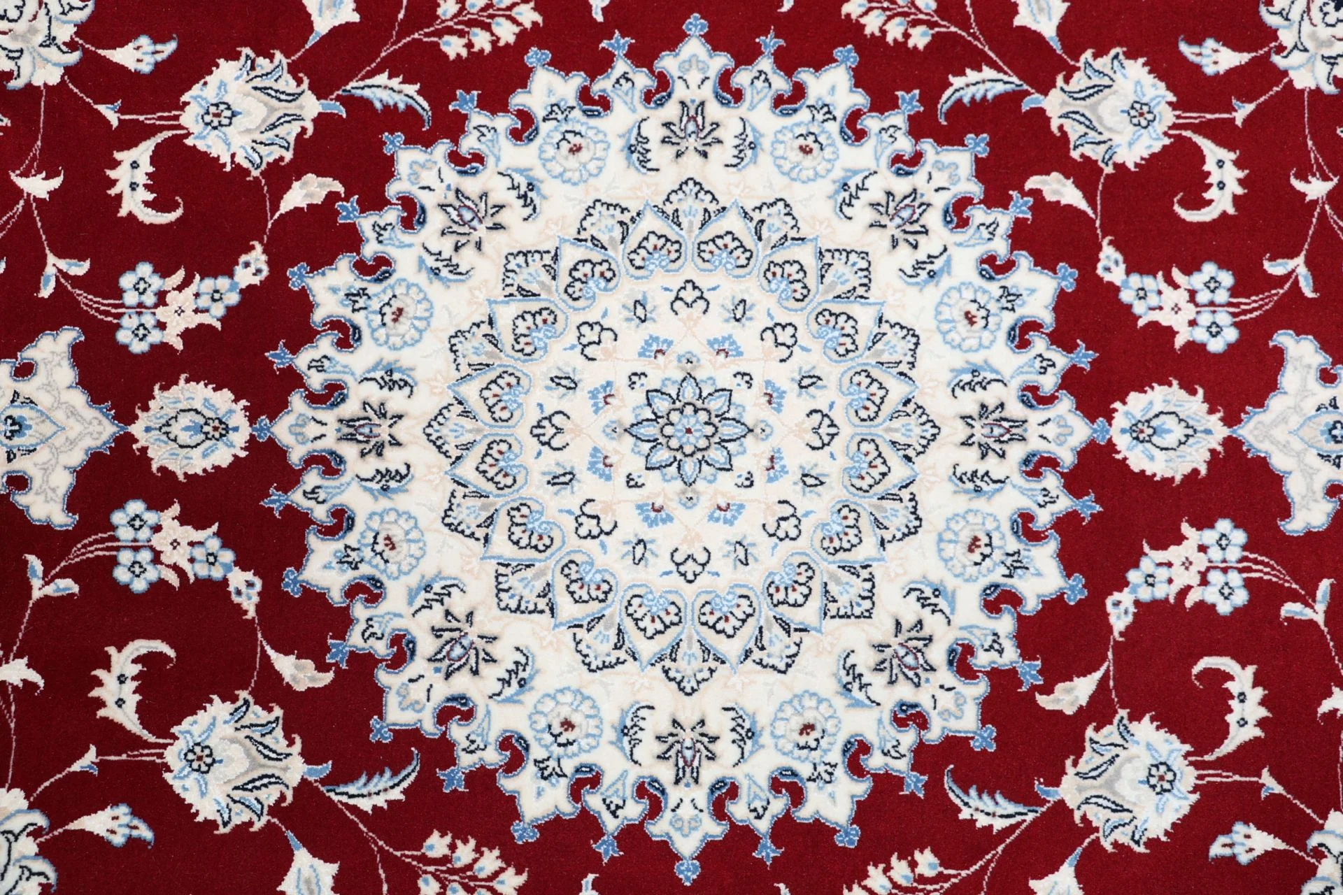 Nain Perserteppich aus Iran, 200 × 290 cm