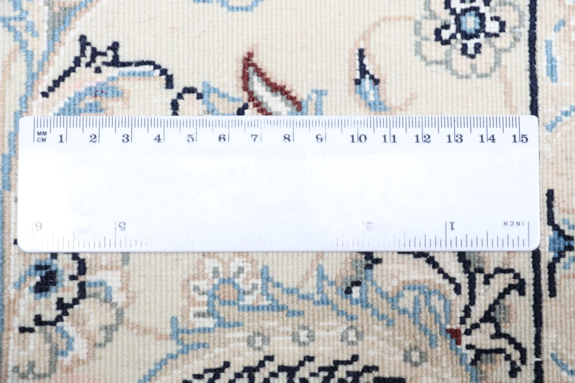 Nain Perserteppich aus Iran, 200 × 290 cm