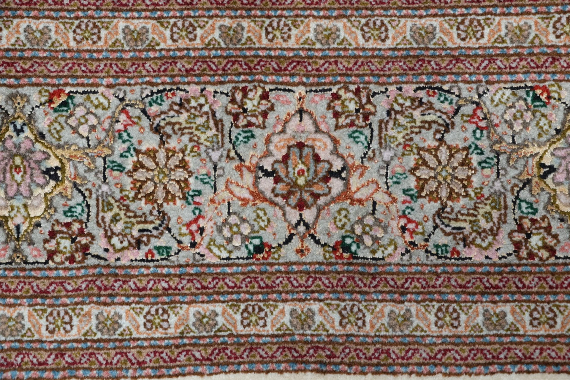 Handgeknüpfter Täbriz Perserteppich, 177 × 247 cm, Wolle & Seide