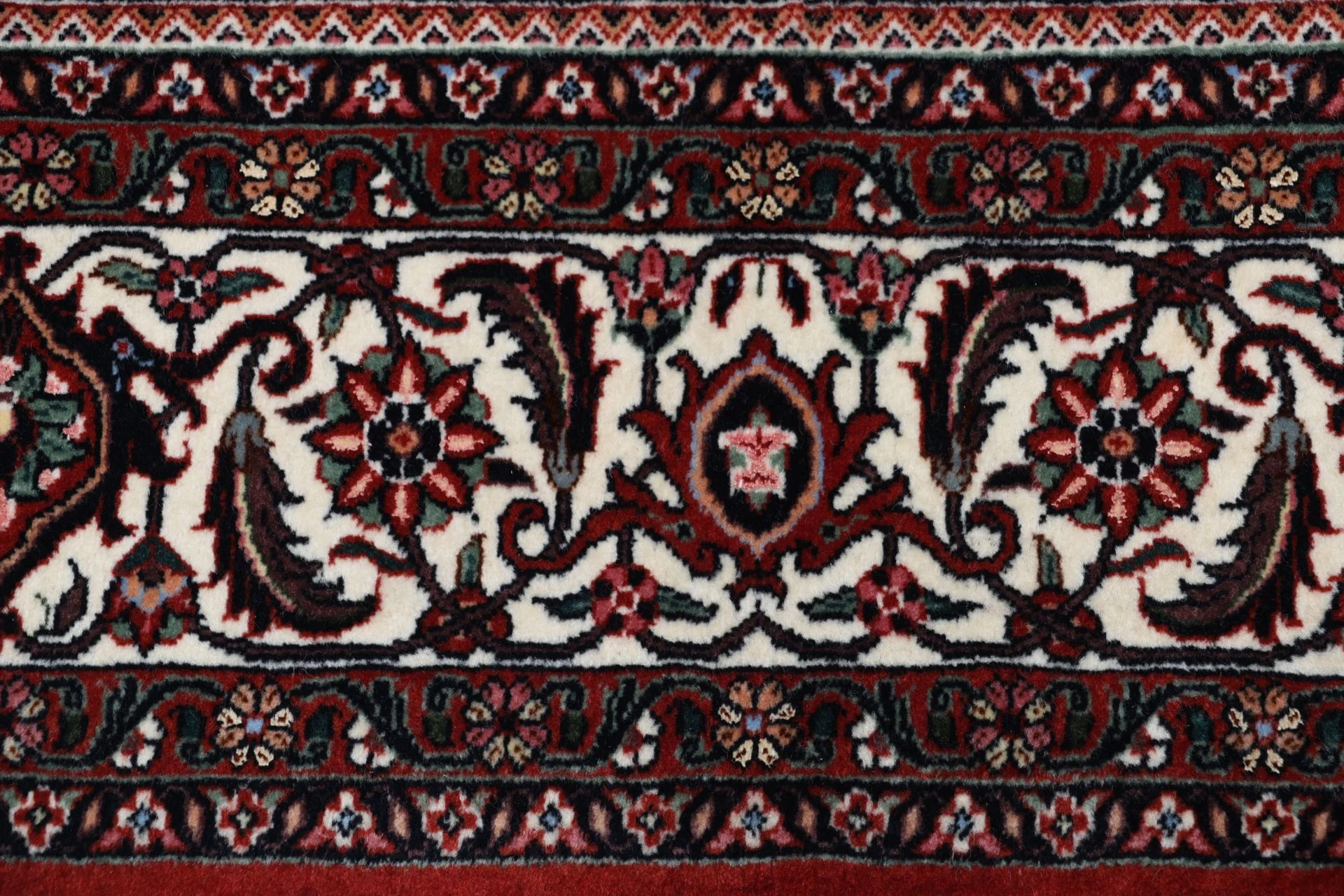 Bijar Perserteppich 170 × 243 cm aus Wolle & Seide, handgeknüpft