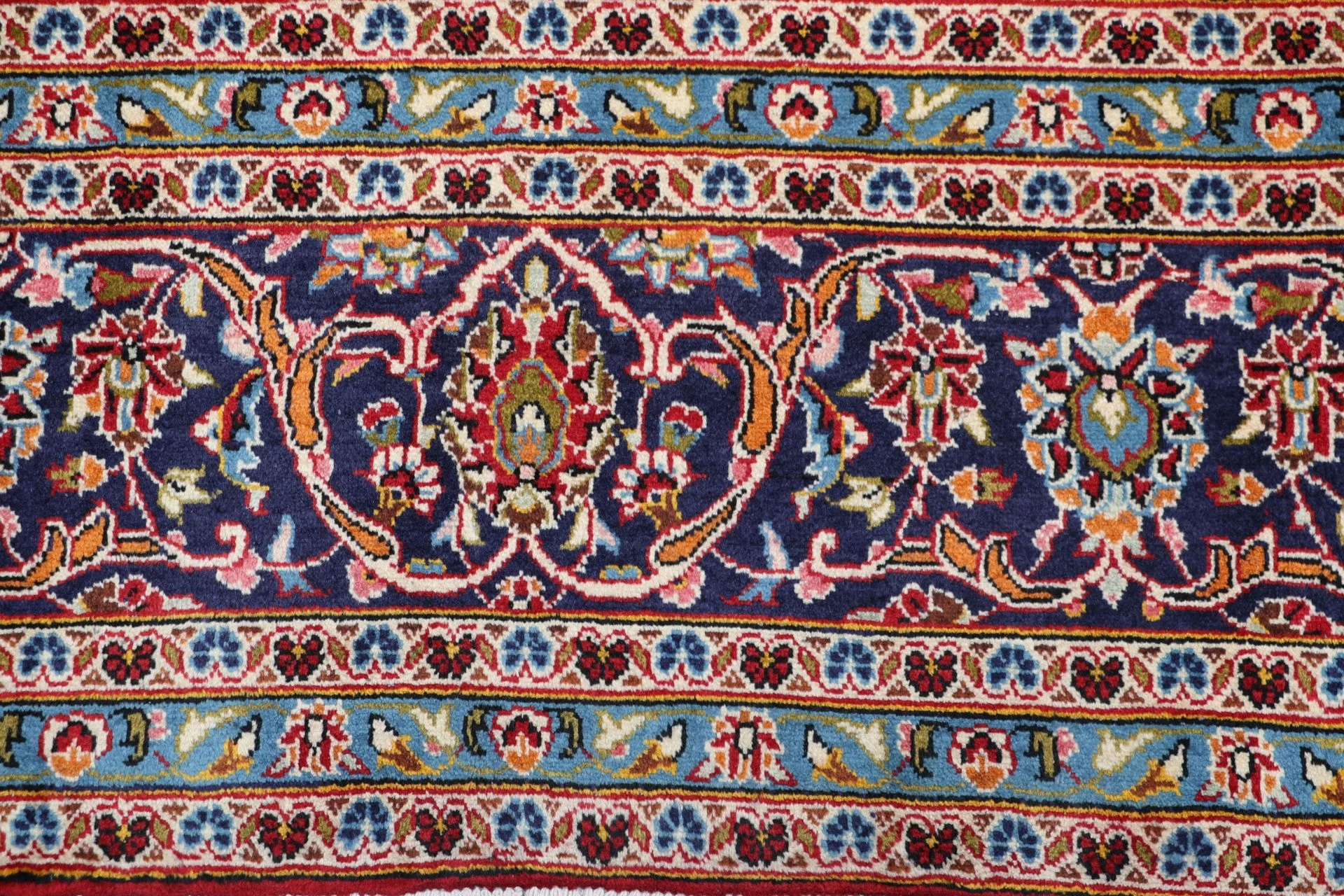 Kashan Perserteppich aus Iran, 250 × 360 cm