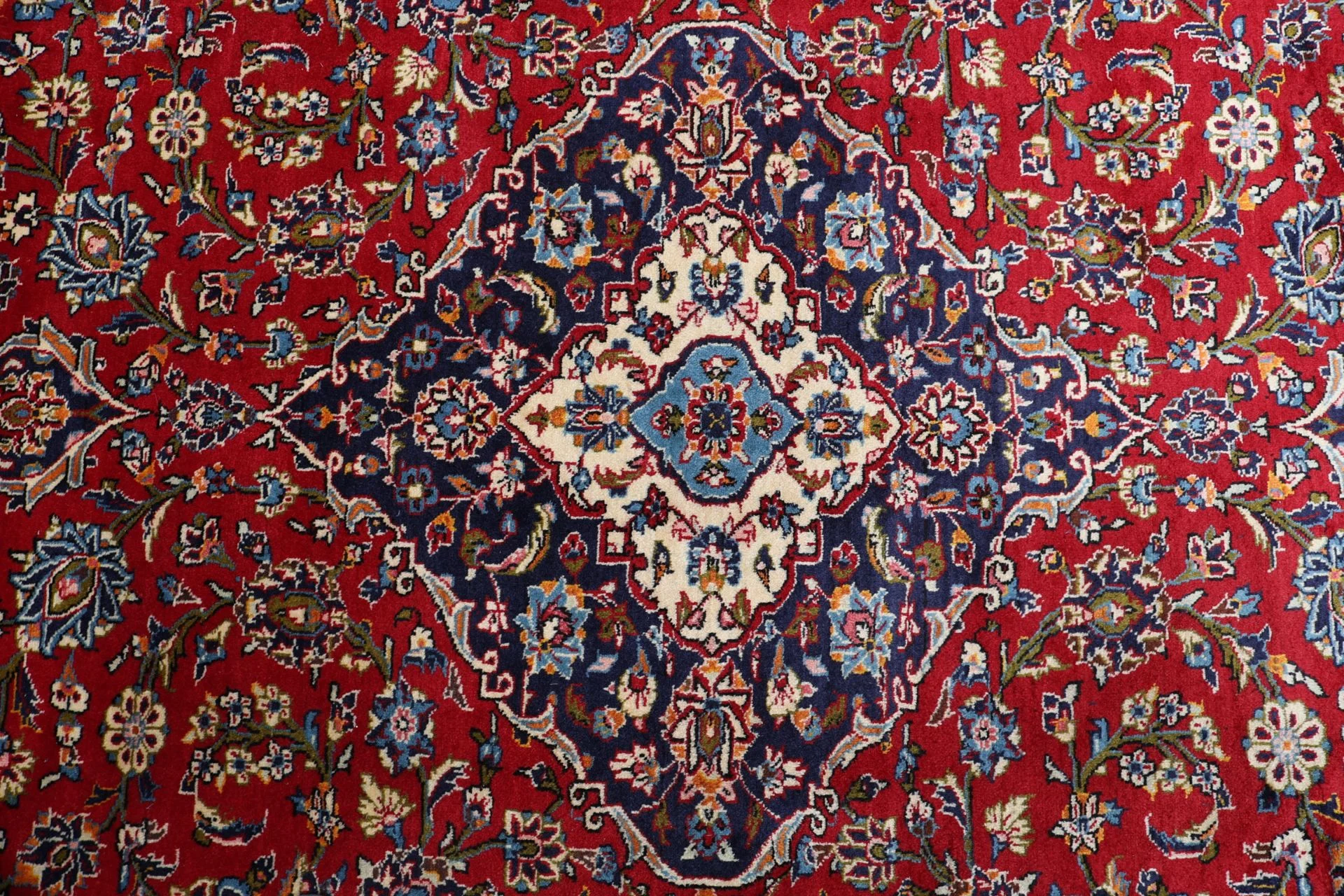 Kashan Perserteppich aus Iran, 250 × 360 cm